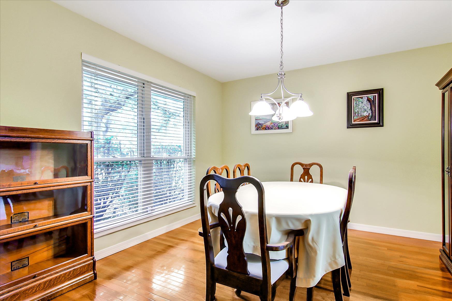 LAKE LORRAINE ESTATES - Residential