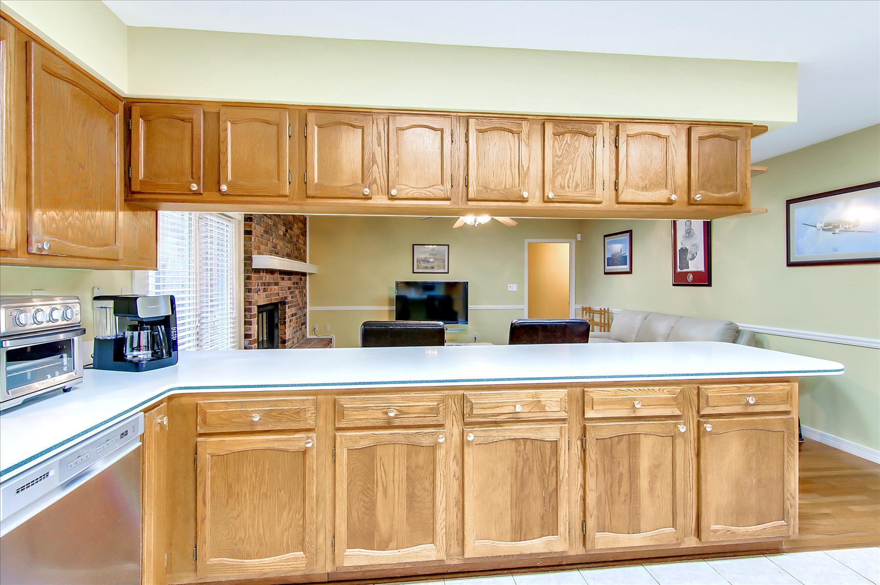 LAKE LORRAINE ESTATES - Residential