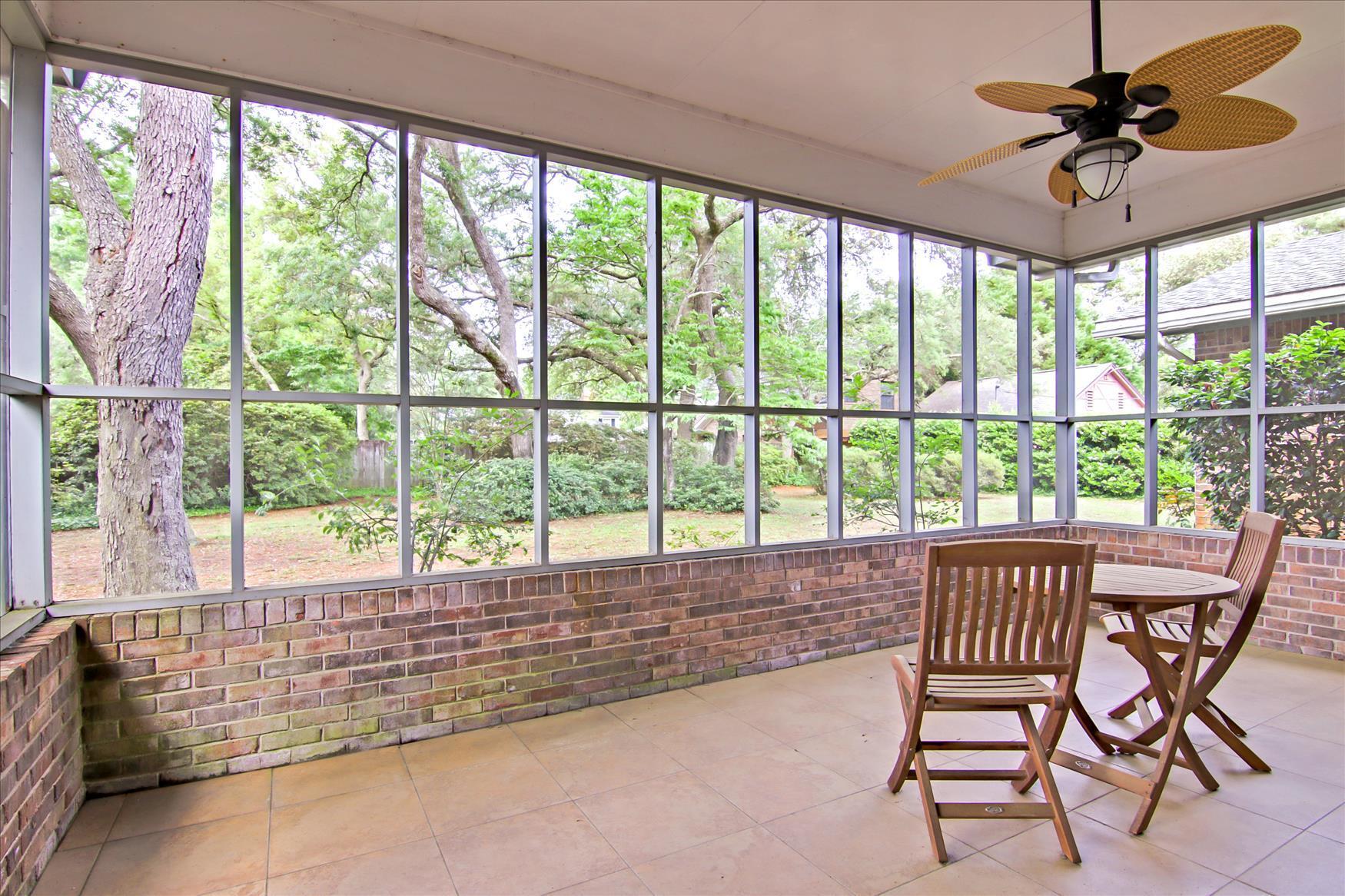 LAKE LORRAINE ESTATES - Residential