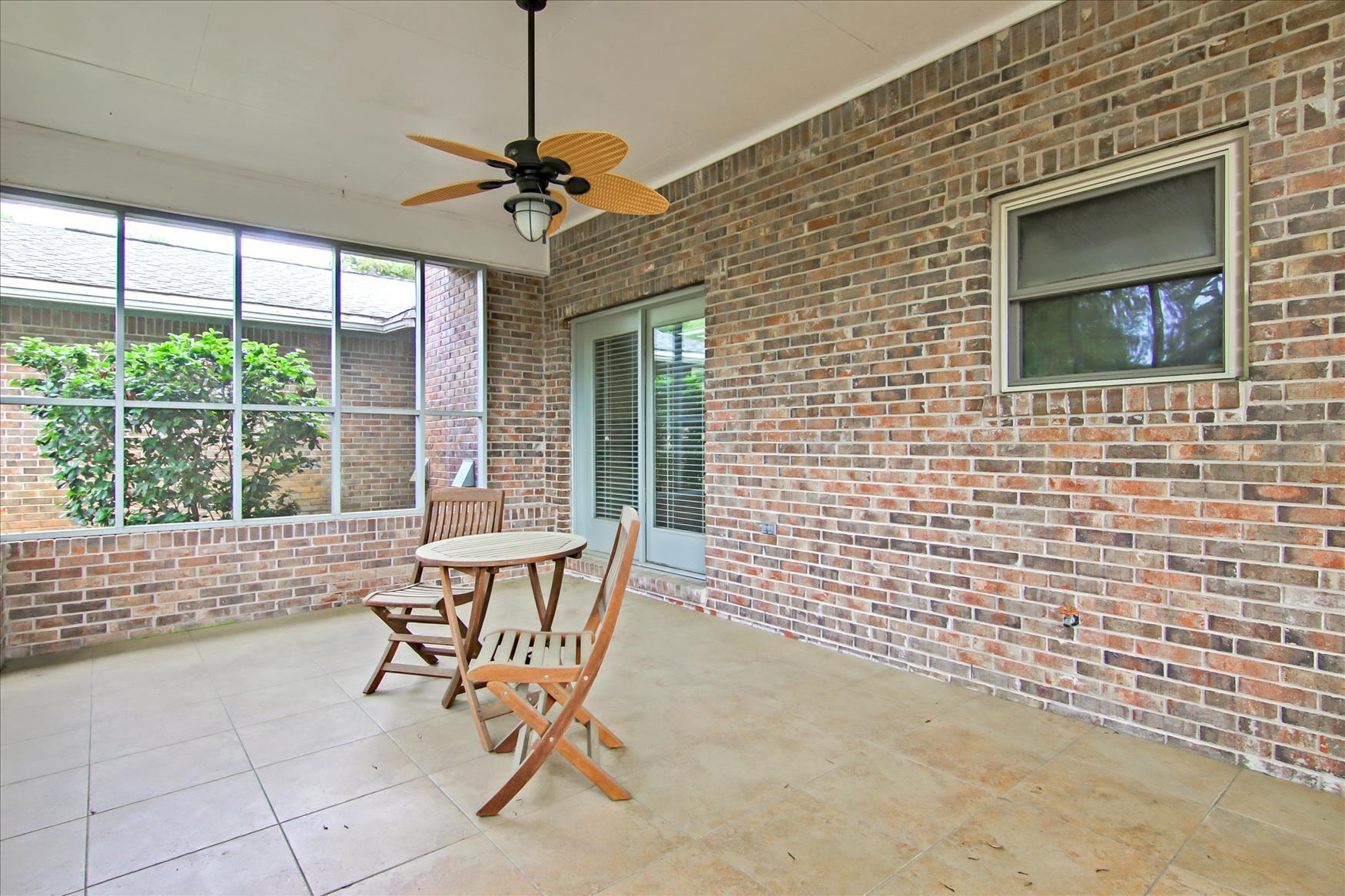 LAKE LORRAINE ESTATES - Residential