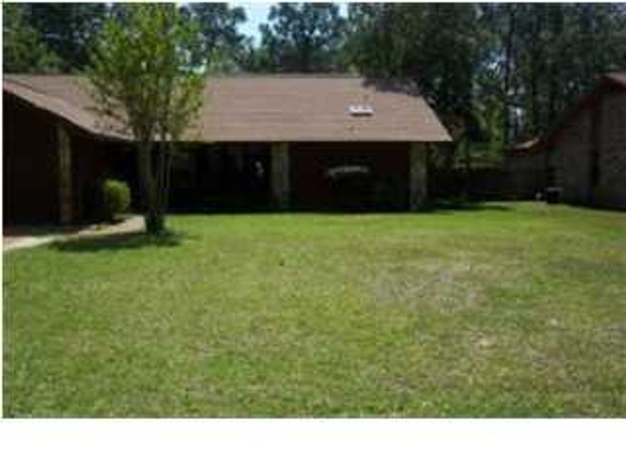 Nice home in good location close to schools, shops and bases. Large living rm with fireplace, separate dining rm, breakfast nook. Sliding doors to deck. Nice 15 x 36 swimming pool in fenced backyard. Master bedroom with master bath, two walk in closets. Also bonus room in Master bedroom for sitting area, dressing area or office Two Other Bedrooms share Full bath. HOME IS AT PRESENT HAVING SOME RENOVATION DONE(NEW TILE FLOORING IN KITCHEN & GUEST BATH. GRANITE COUNTER TOPS, PAINTED CABINETS, NEW LIGHT FIXTURE IN DINING ROOM. NEWLY PAINTED. SMALL PET CONSIDERED WITH OWNERS APPROVAL. NON SMOKING UNIT. POOL MAINTENANCE INCLUDED IN RENT.