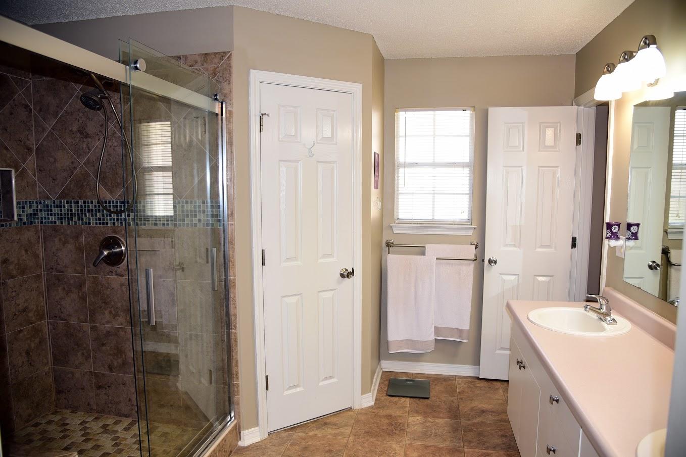 SHADOW OAK S/D - Residential