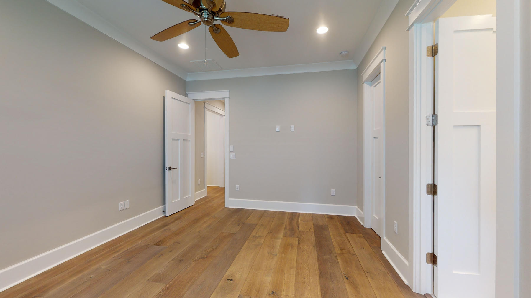 ISLAND GREEN - Residential