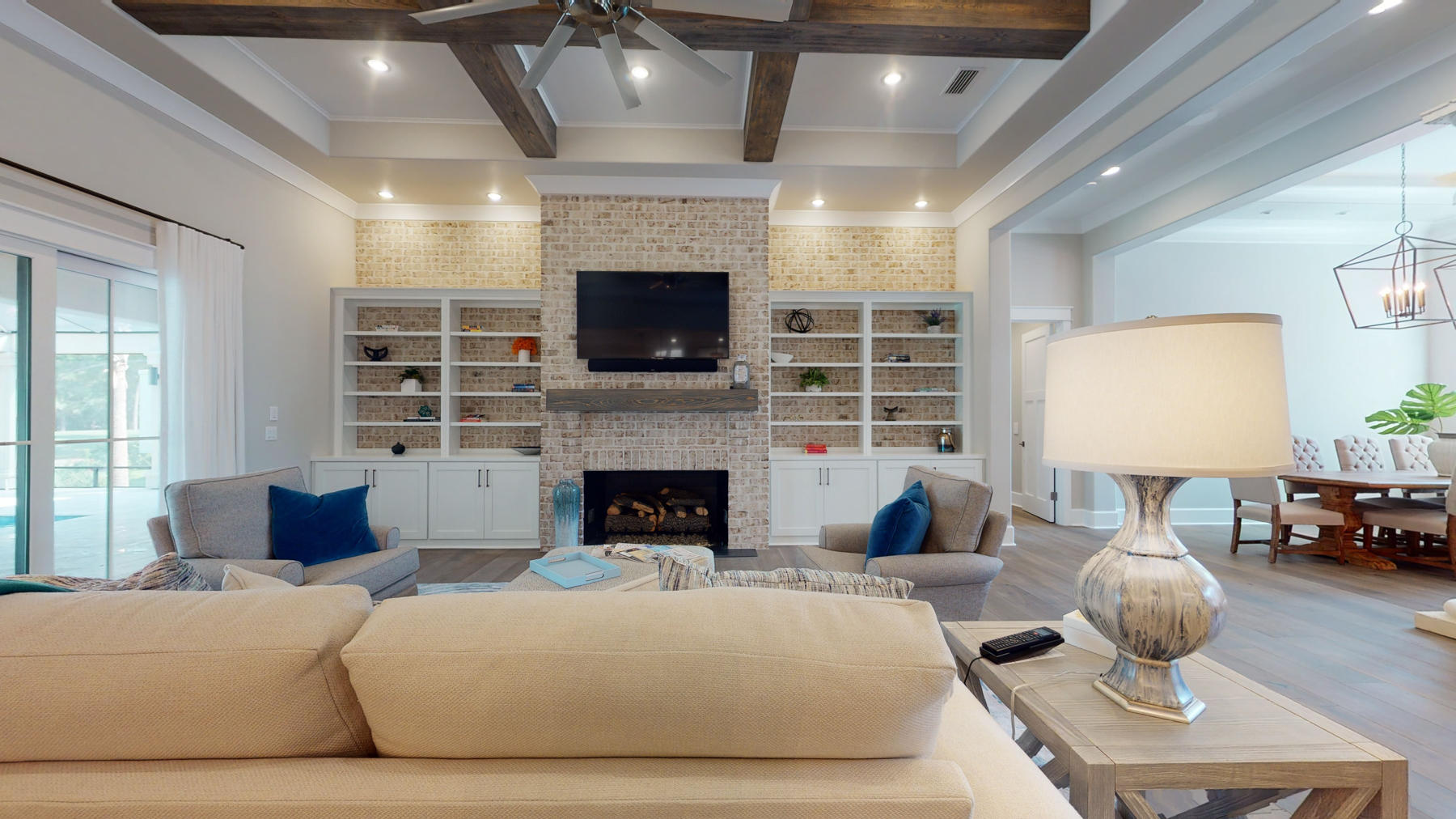ISLAND GREEN - Residential