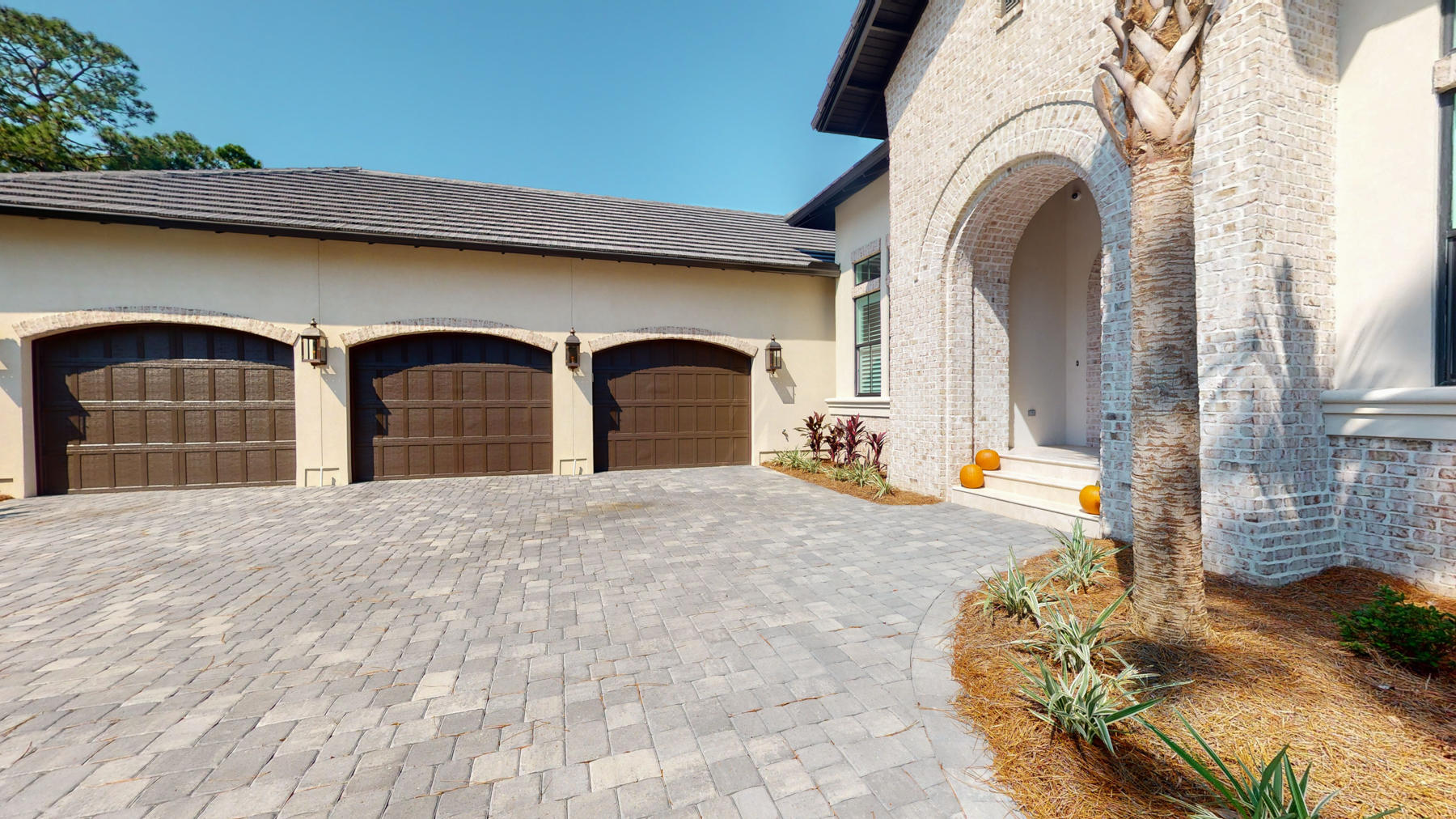 ISLAND GREEN - Residential