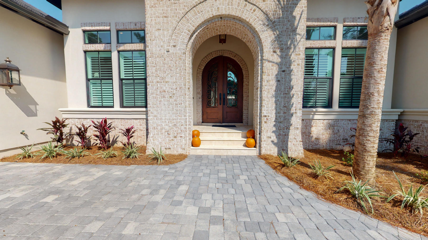 ISLAND GREEN - Residential
