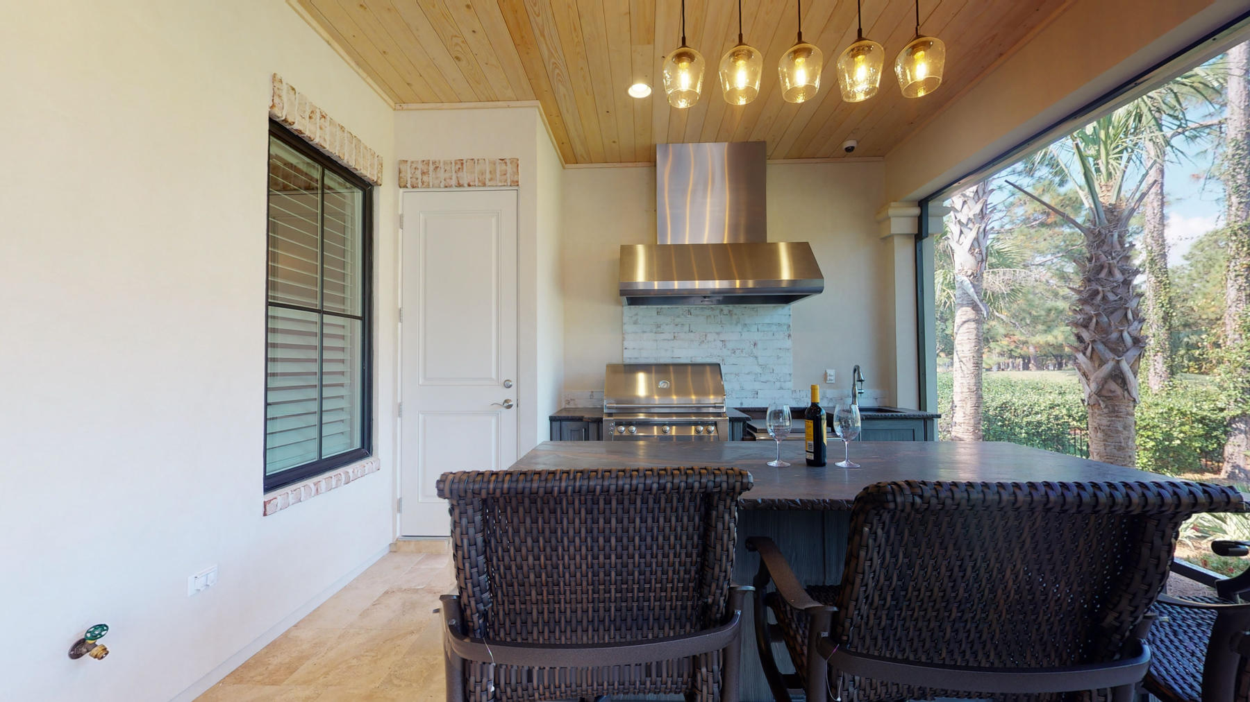 ISLAND GREEN - Residential