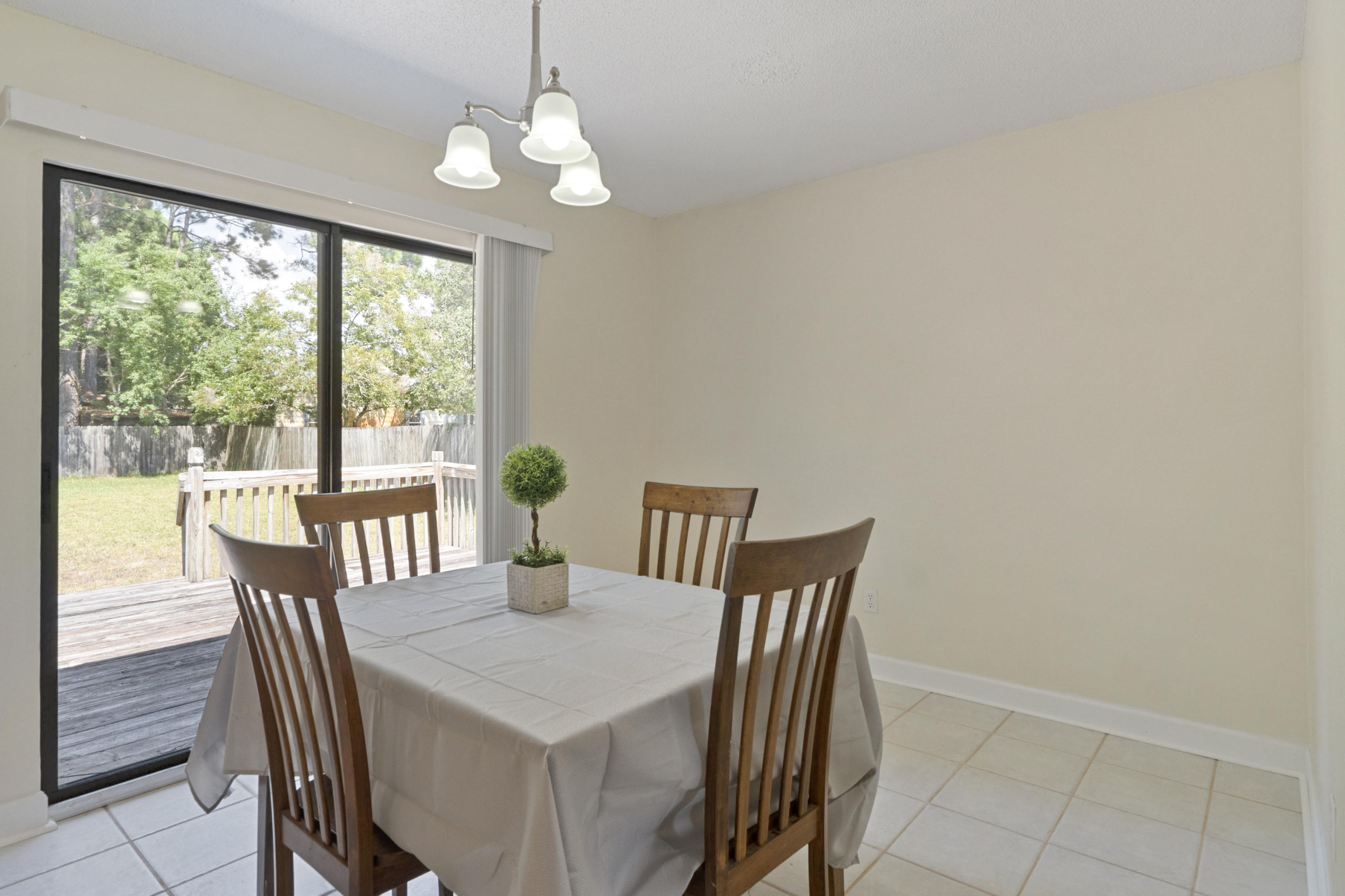 WYNNEHAVEN BEACH ESTATES - Residential