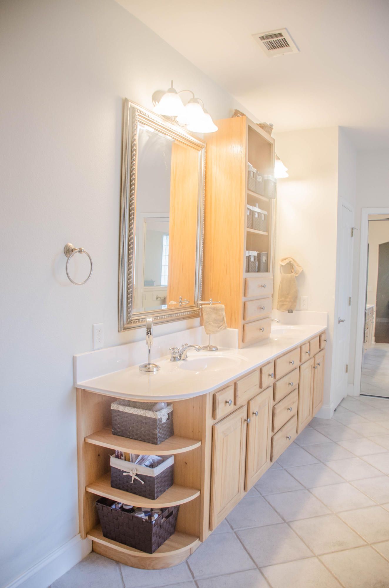 RIVERSIDE NORTH - Residential