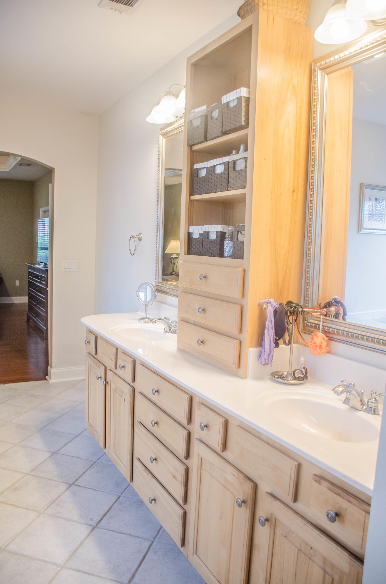 RIVERSIDE NORTH - Residential