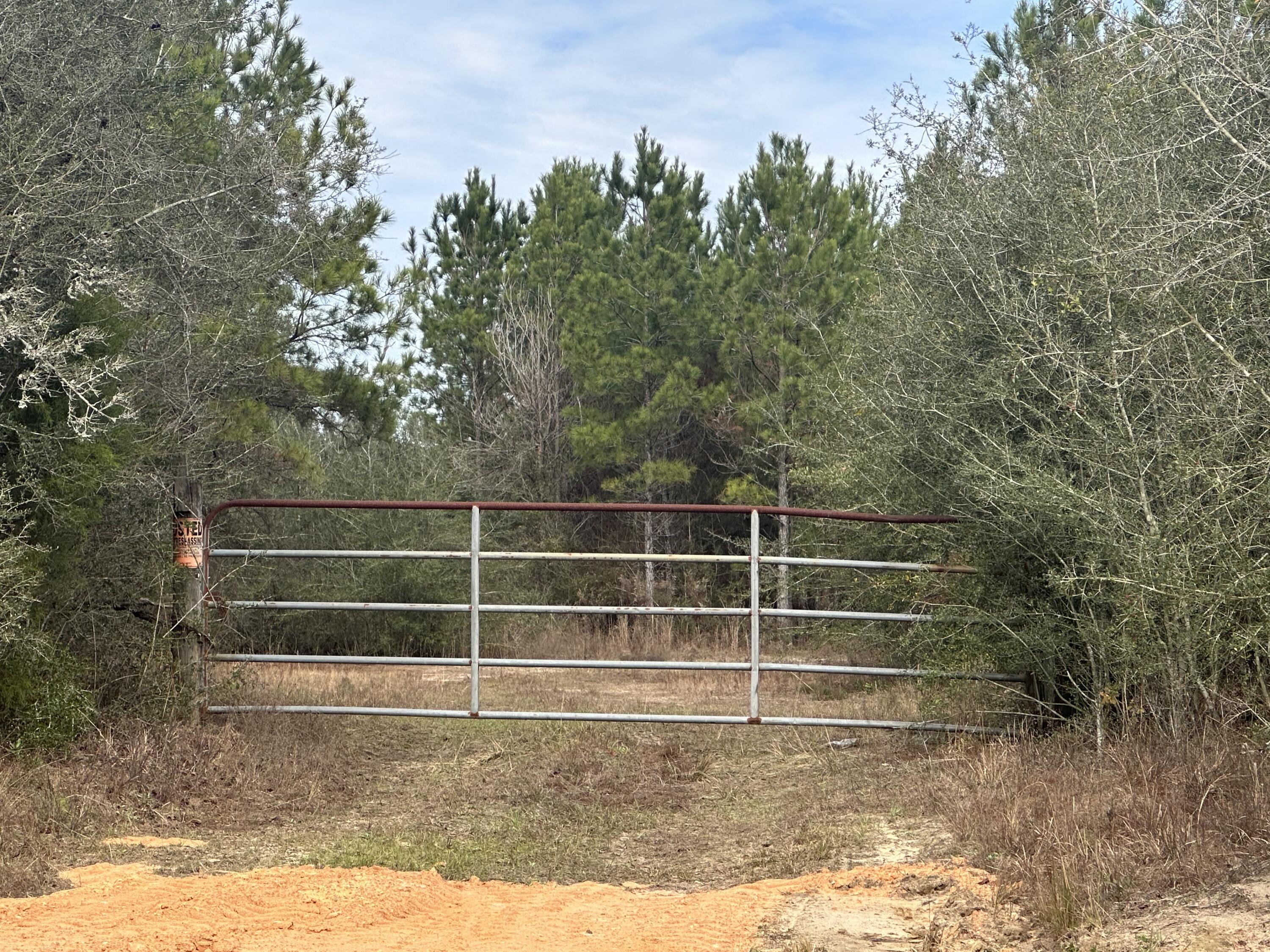 METES & BOUNDS - Land