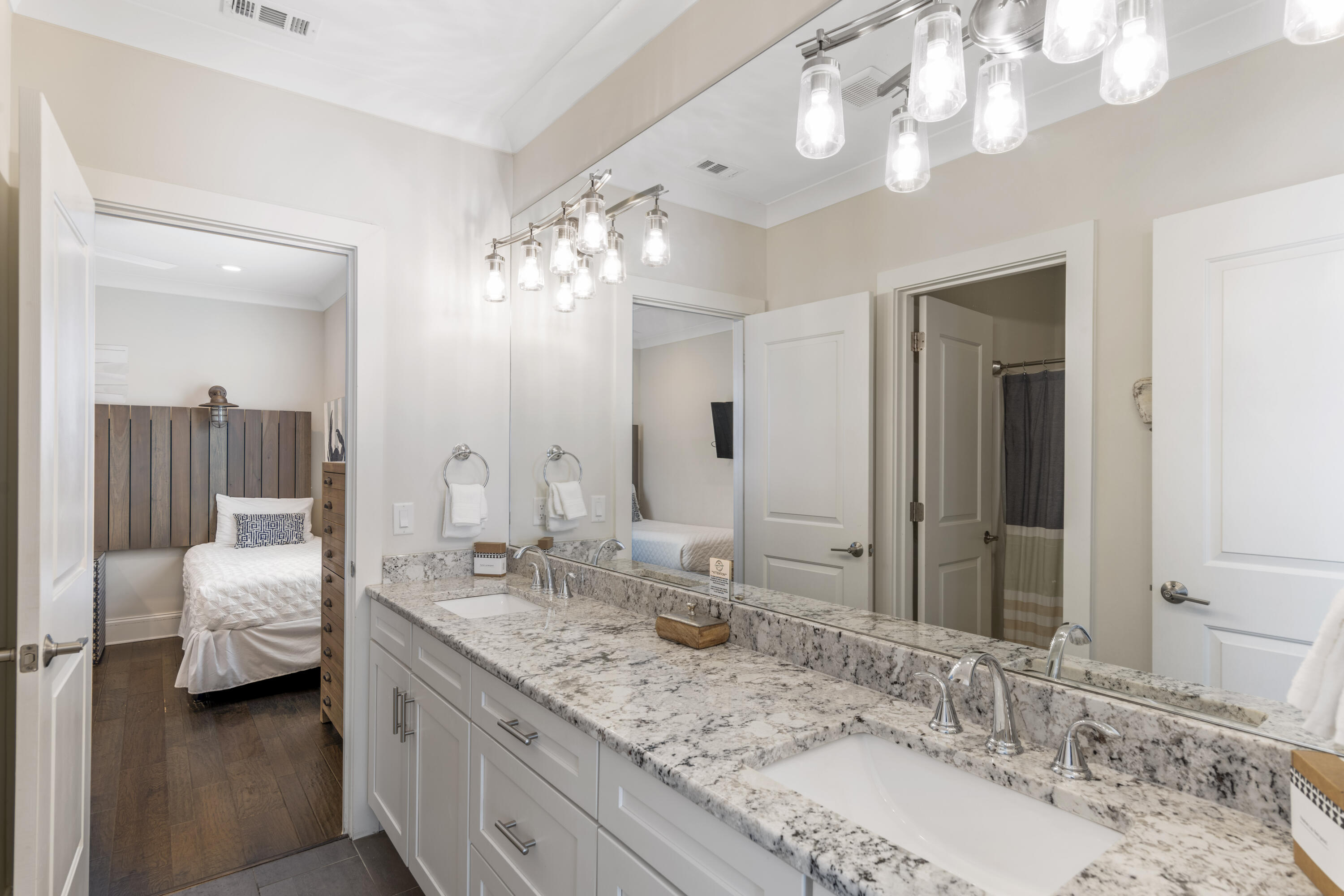 Gulf Landing - Residential