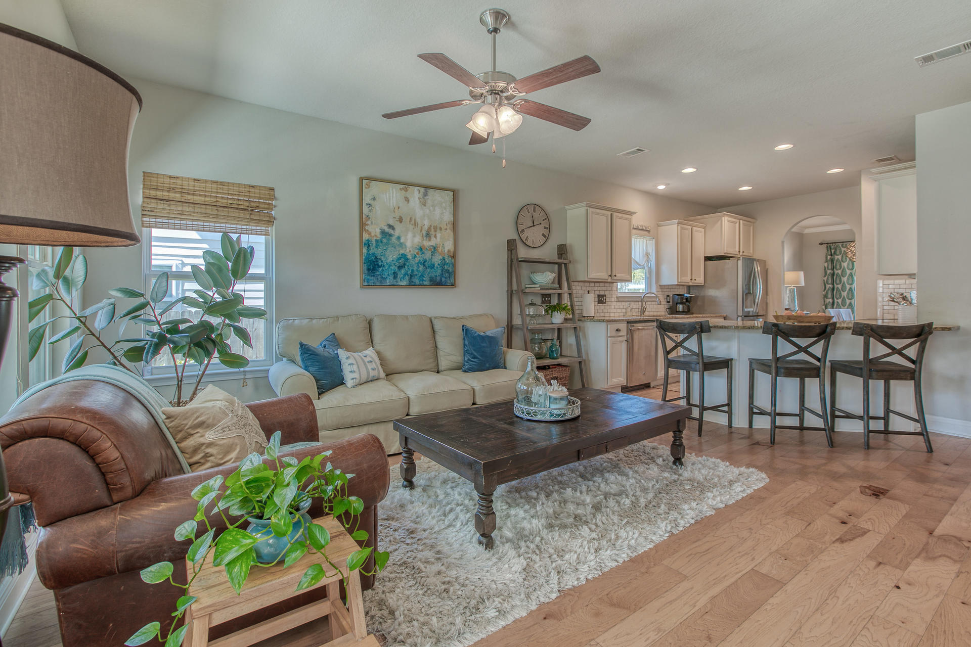 TOPSAIL WALK - Residential