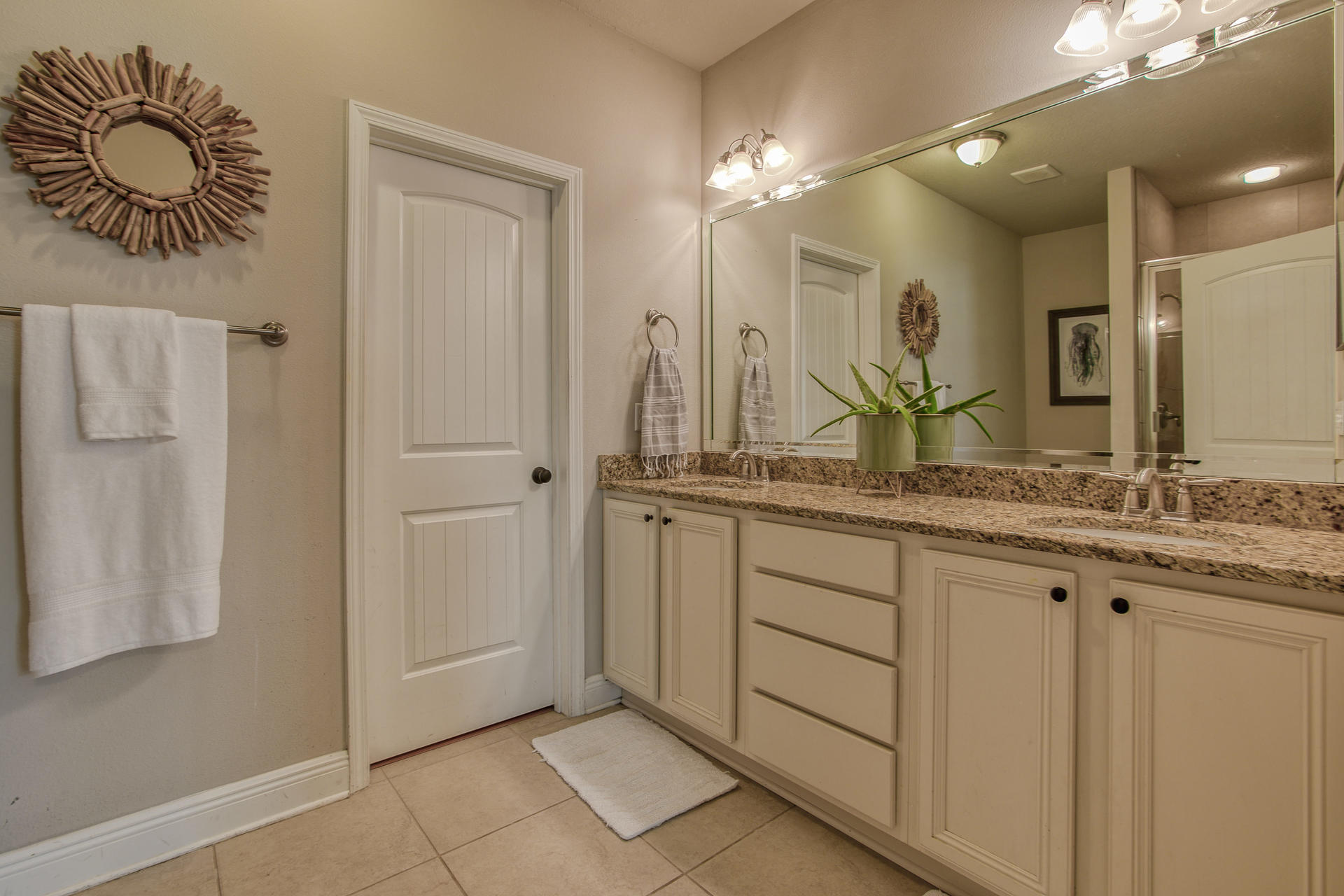 TOPSAIL WALK - Residential