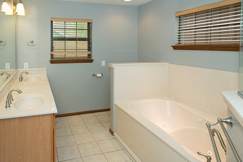 BRITTANY WOODS - Residential Lease