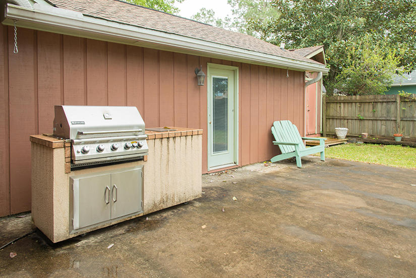 BRITTANY WOODS - Residential Lease