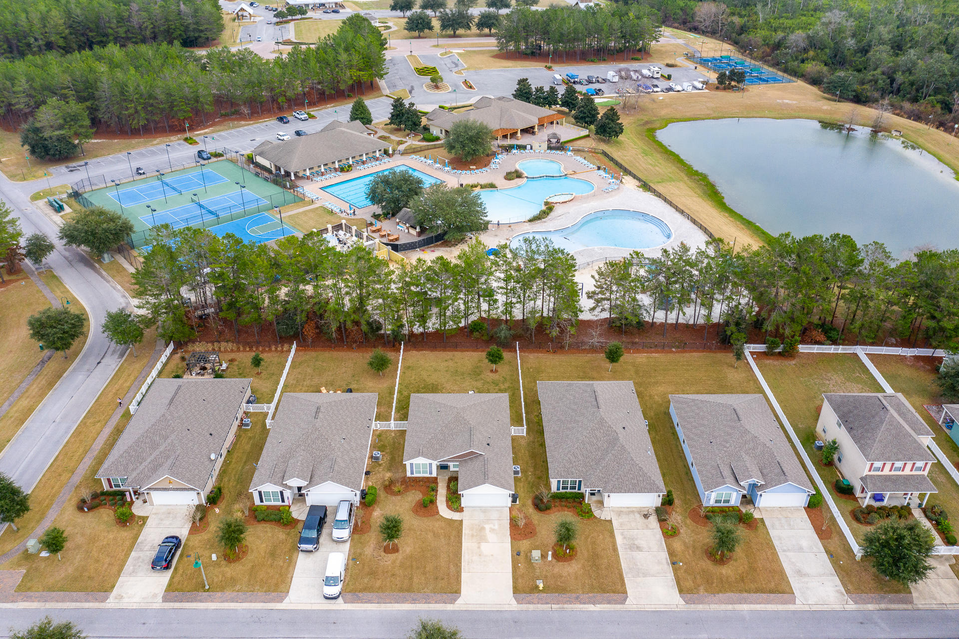 HAMMOCK BAY - Residential