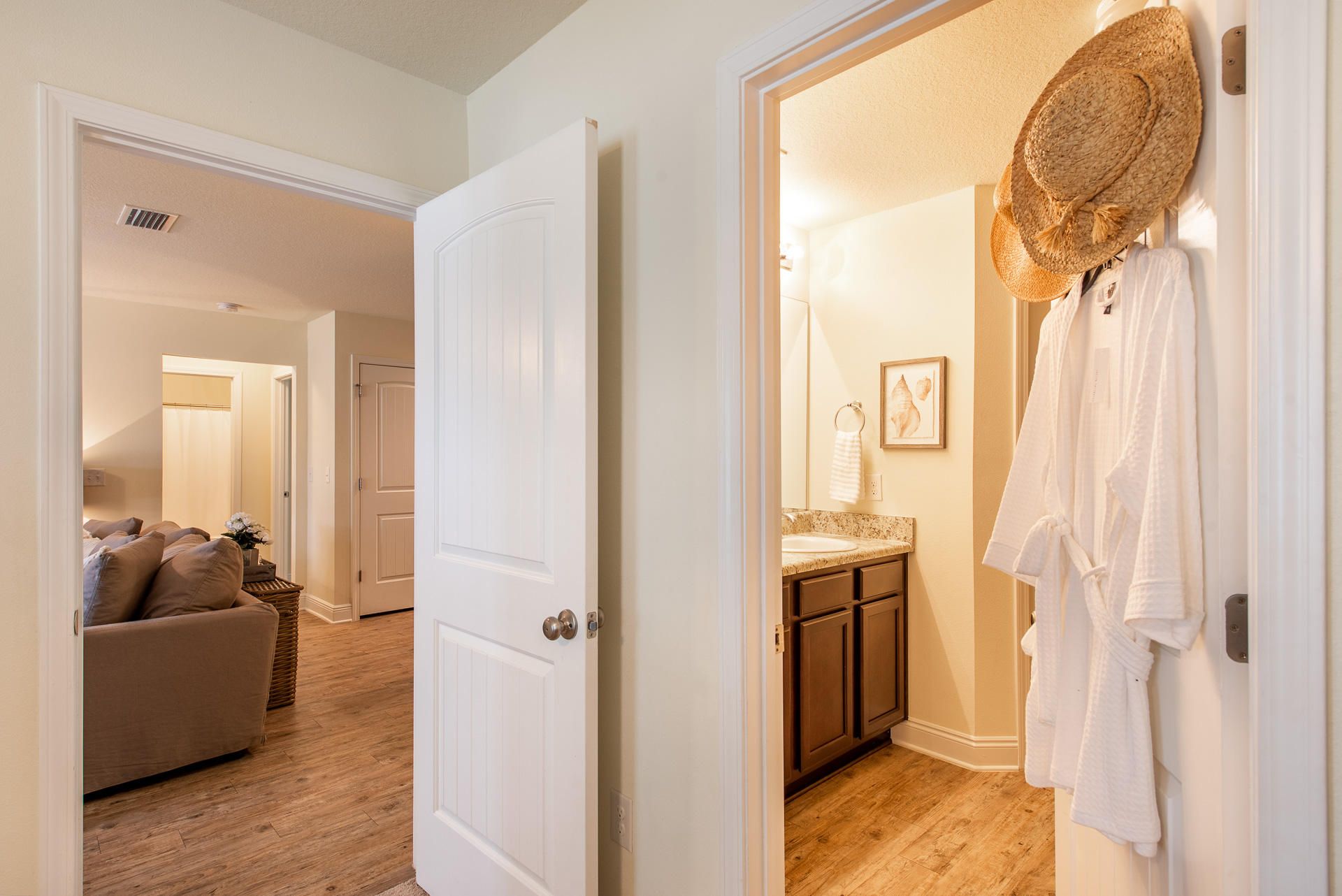 HAMMOCK BAY - Residential