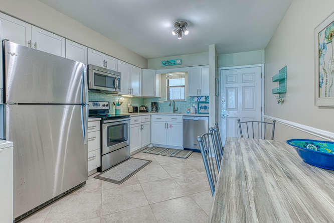 BEACHSIDE CONDO AT SEAGROVE - Residential
