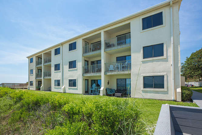 BEACHSIDE CONDO AT SEAGROVE - Residential