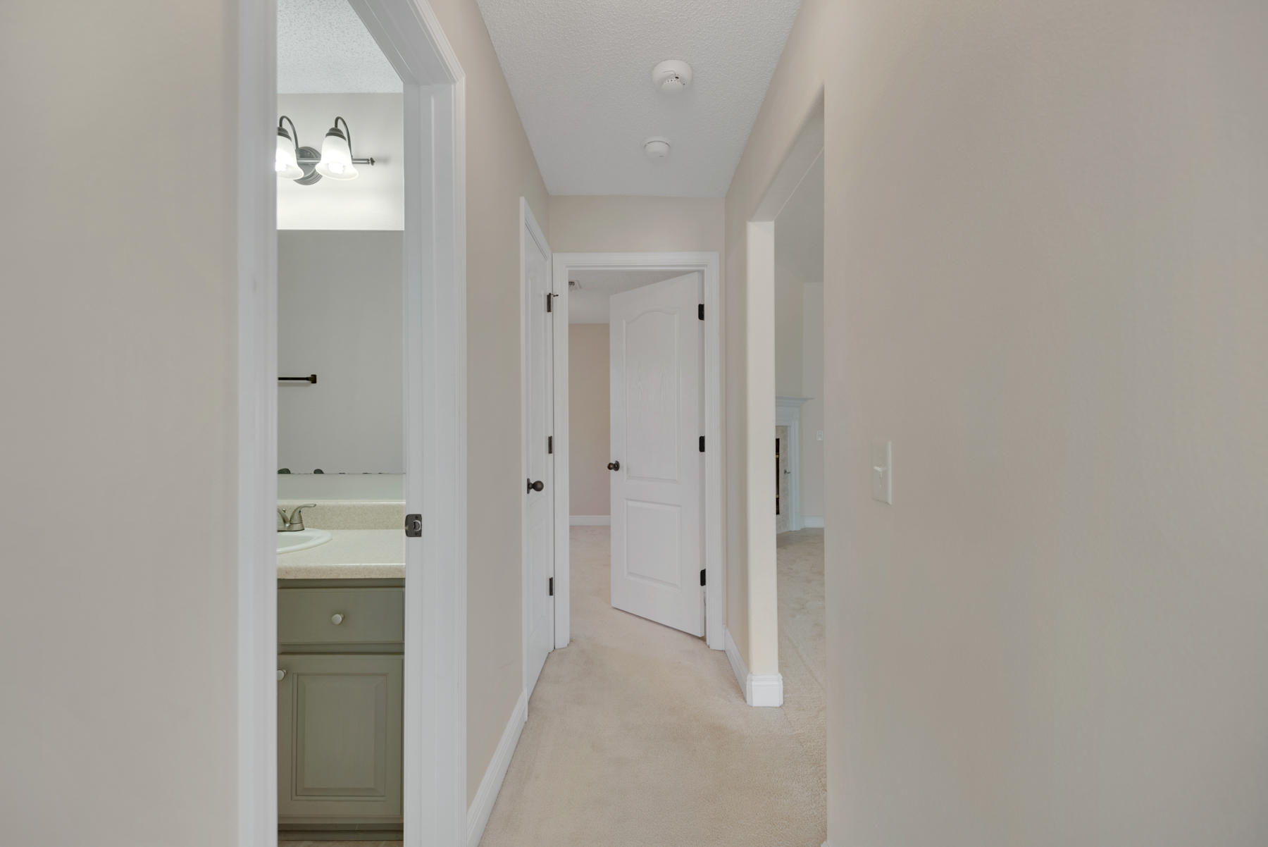 FOX VALLEY - Residential