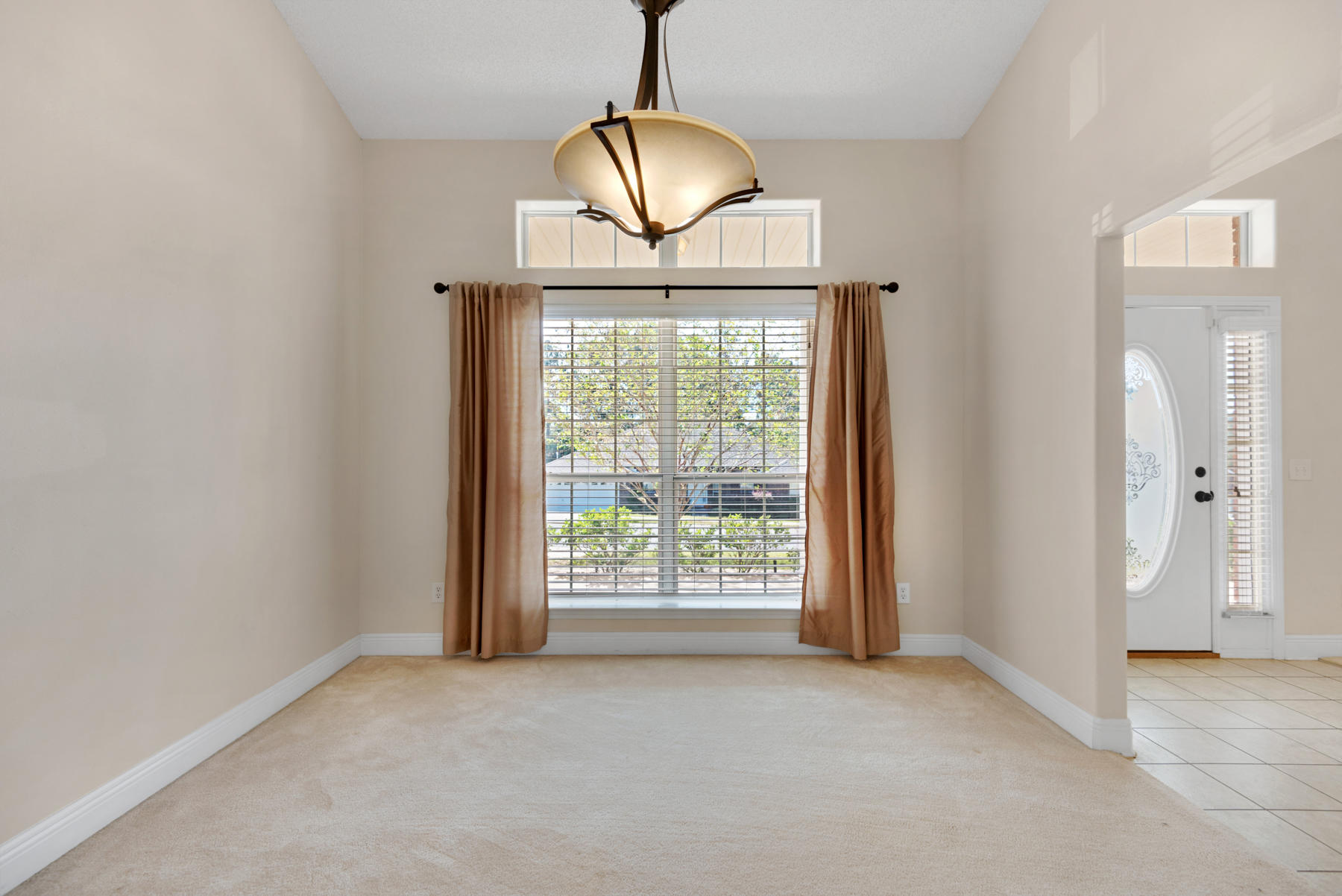 FOX VALLEY - Residential