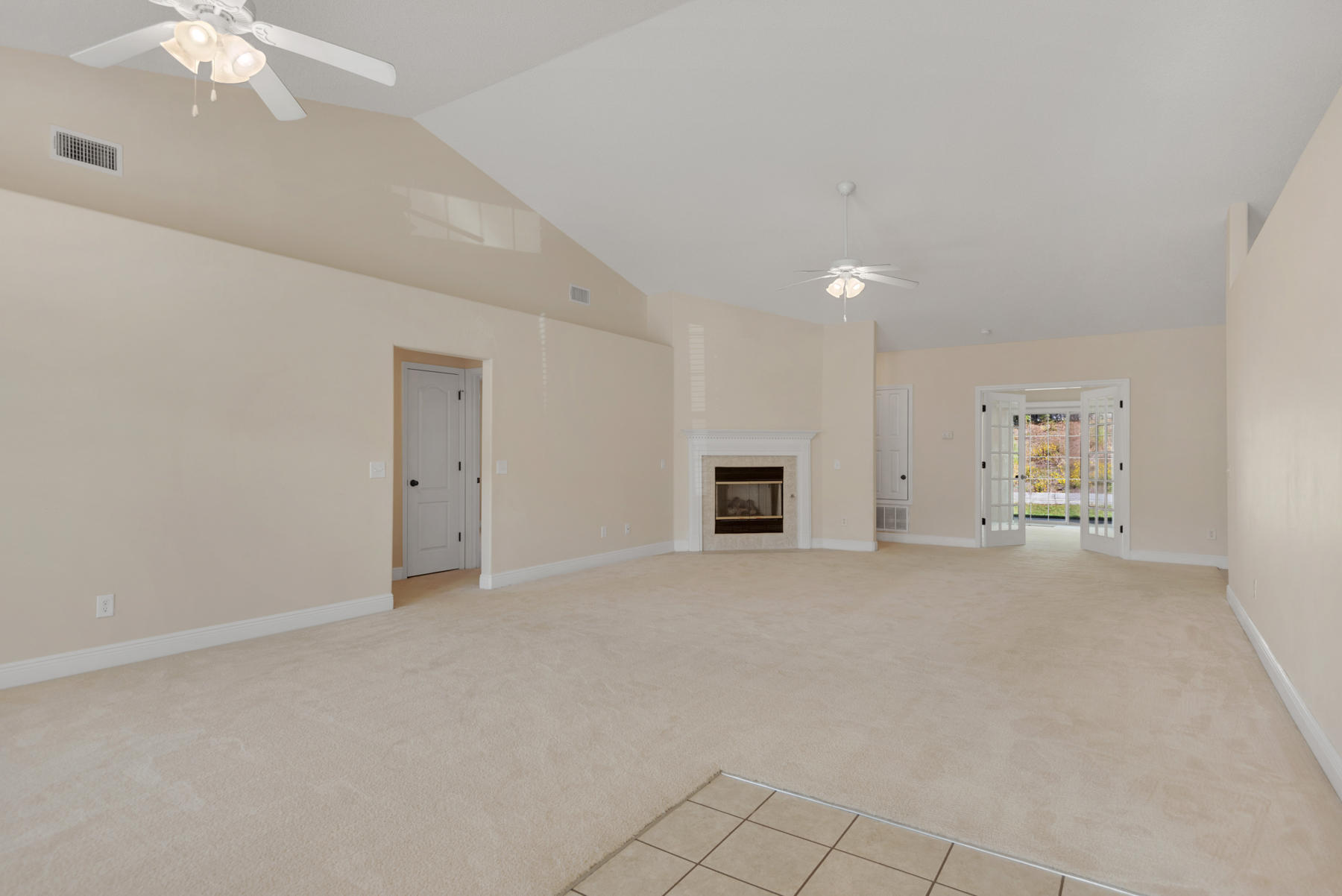 FOX VALLEY - Residential