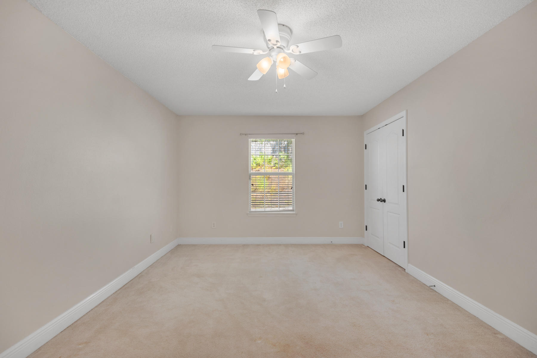 FOX VALLEY - Residential