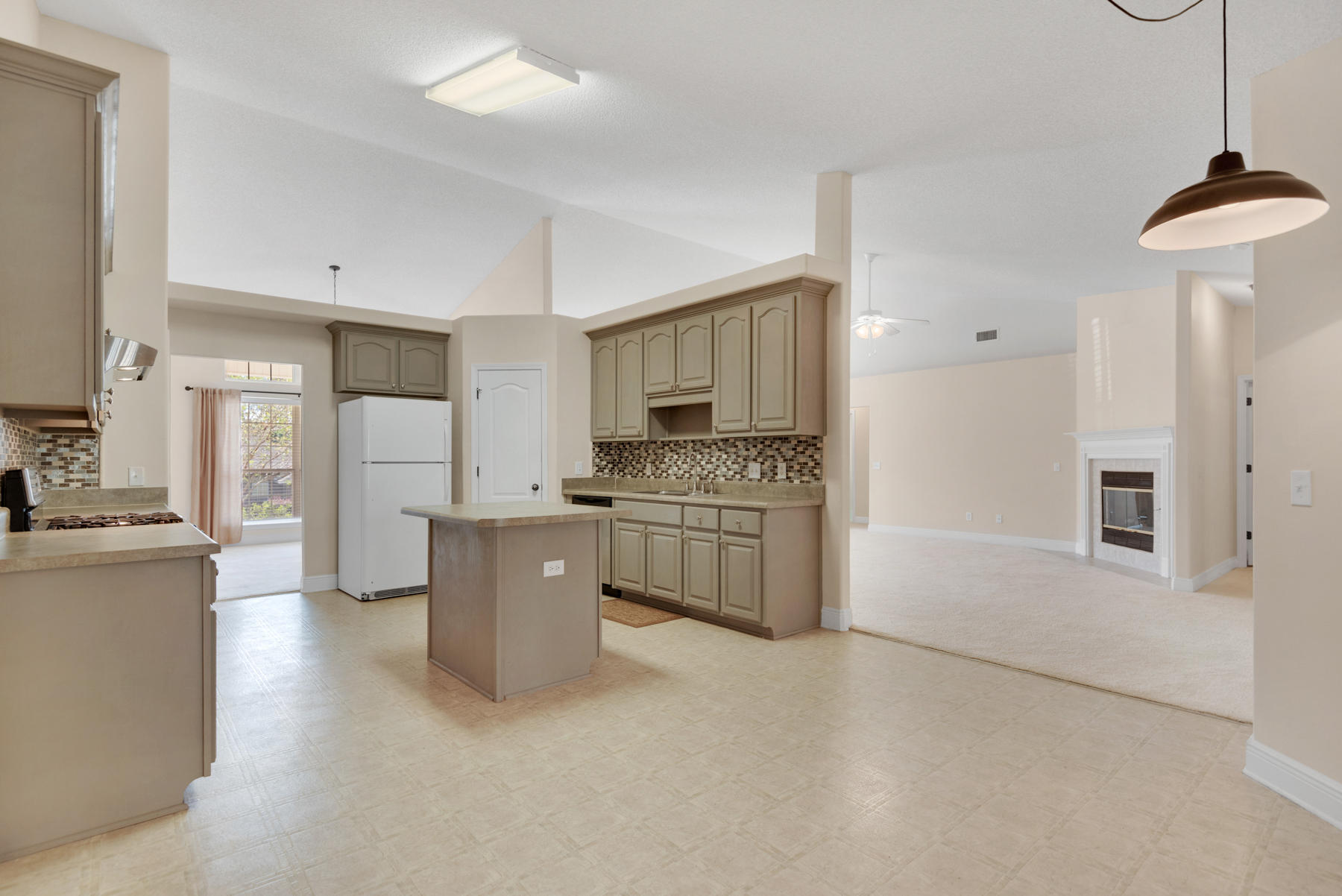 FOX VALLEY - Residential