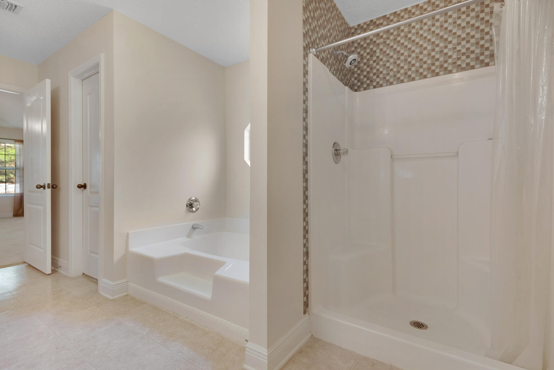 FOX VALLEY - Residential