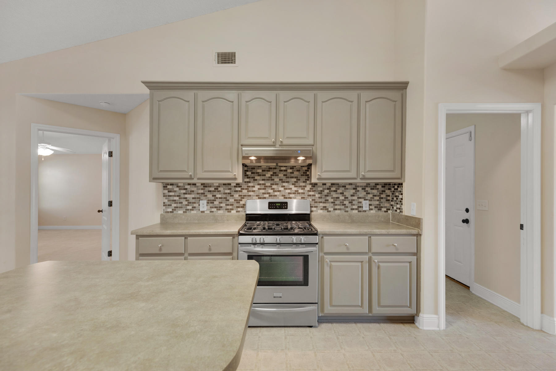 FOX VALLEY - Residential