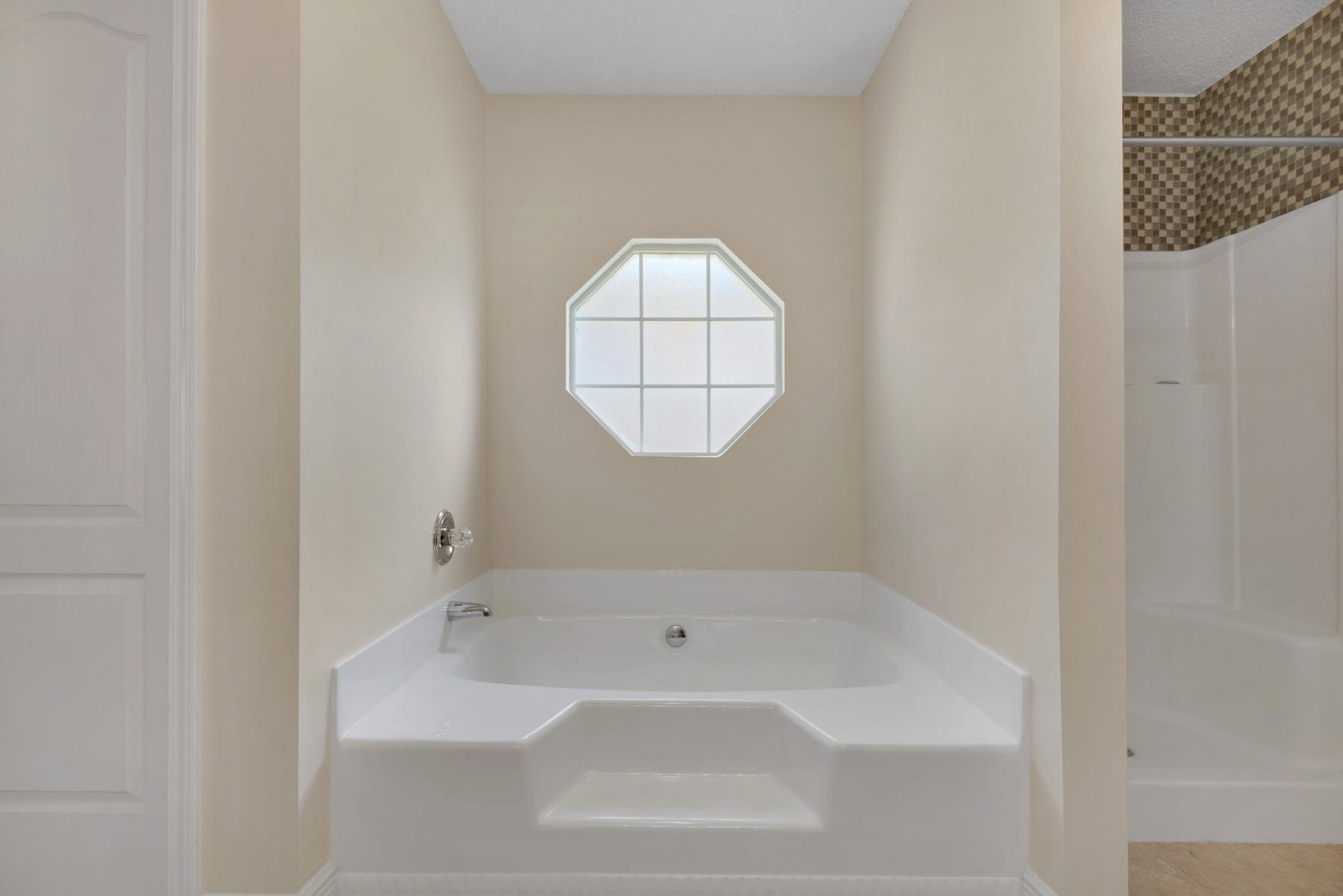 FOX VALLEY - Residential