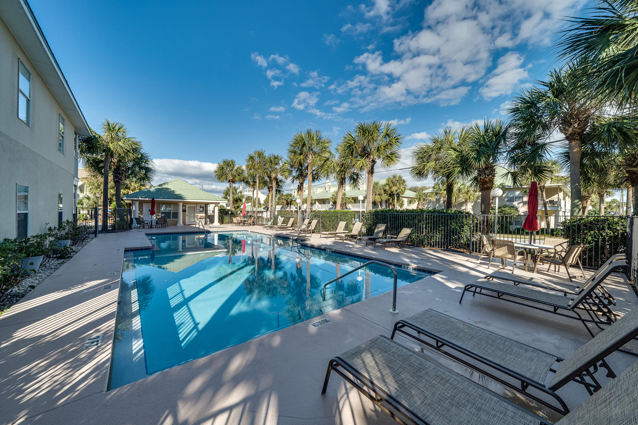 CARIBBEAN DUNES PH 2 - Residential