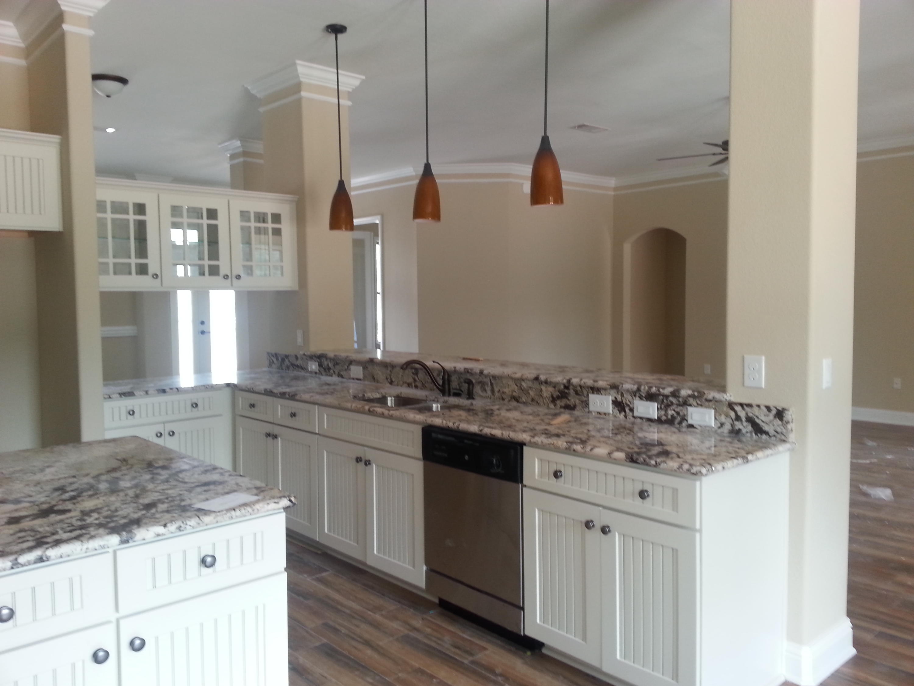 HOLLEY BY THE SEA - Residential