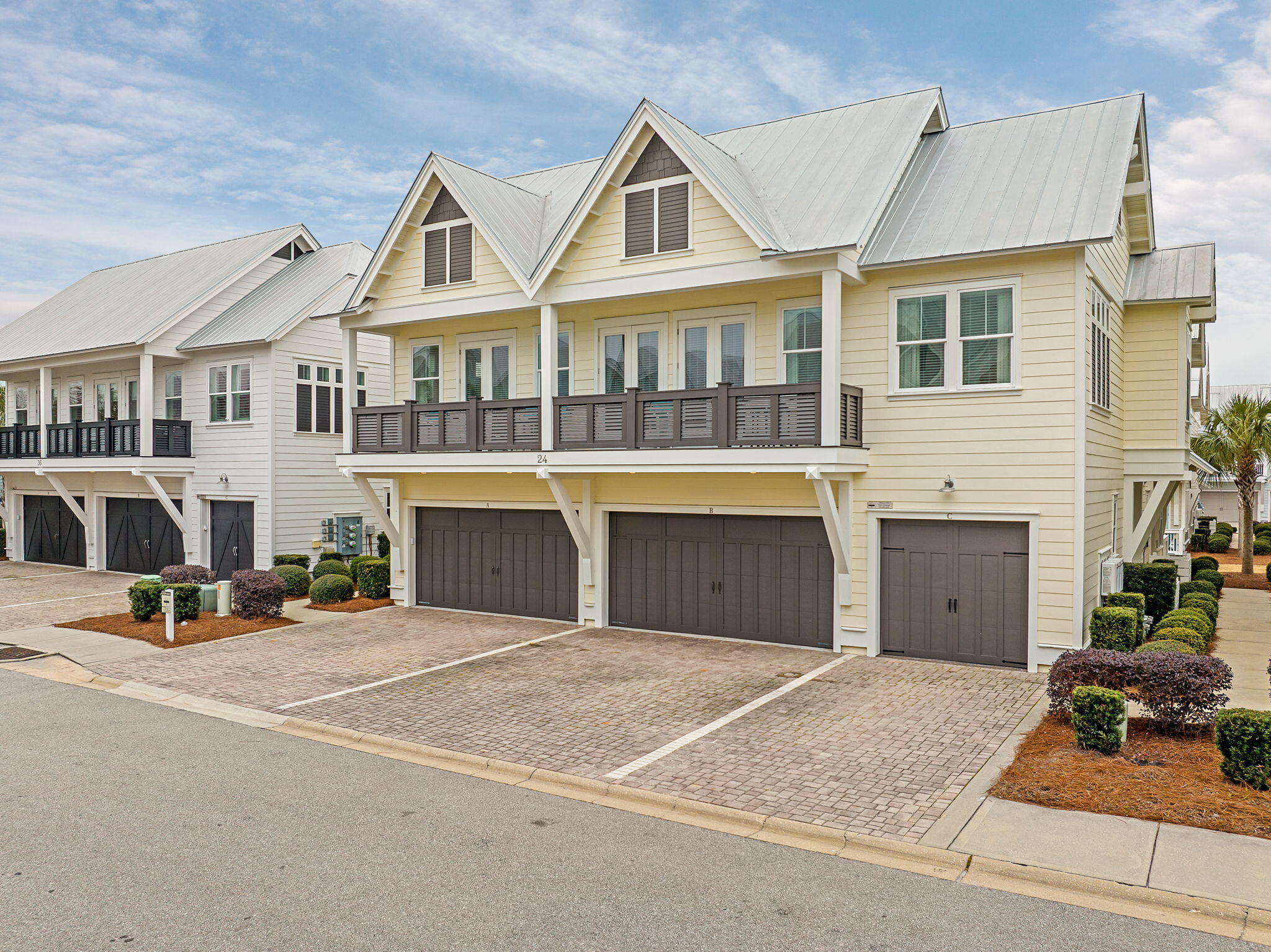 PROMINENCE - Residential