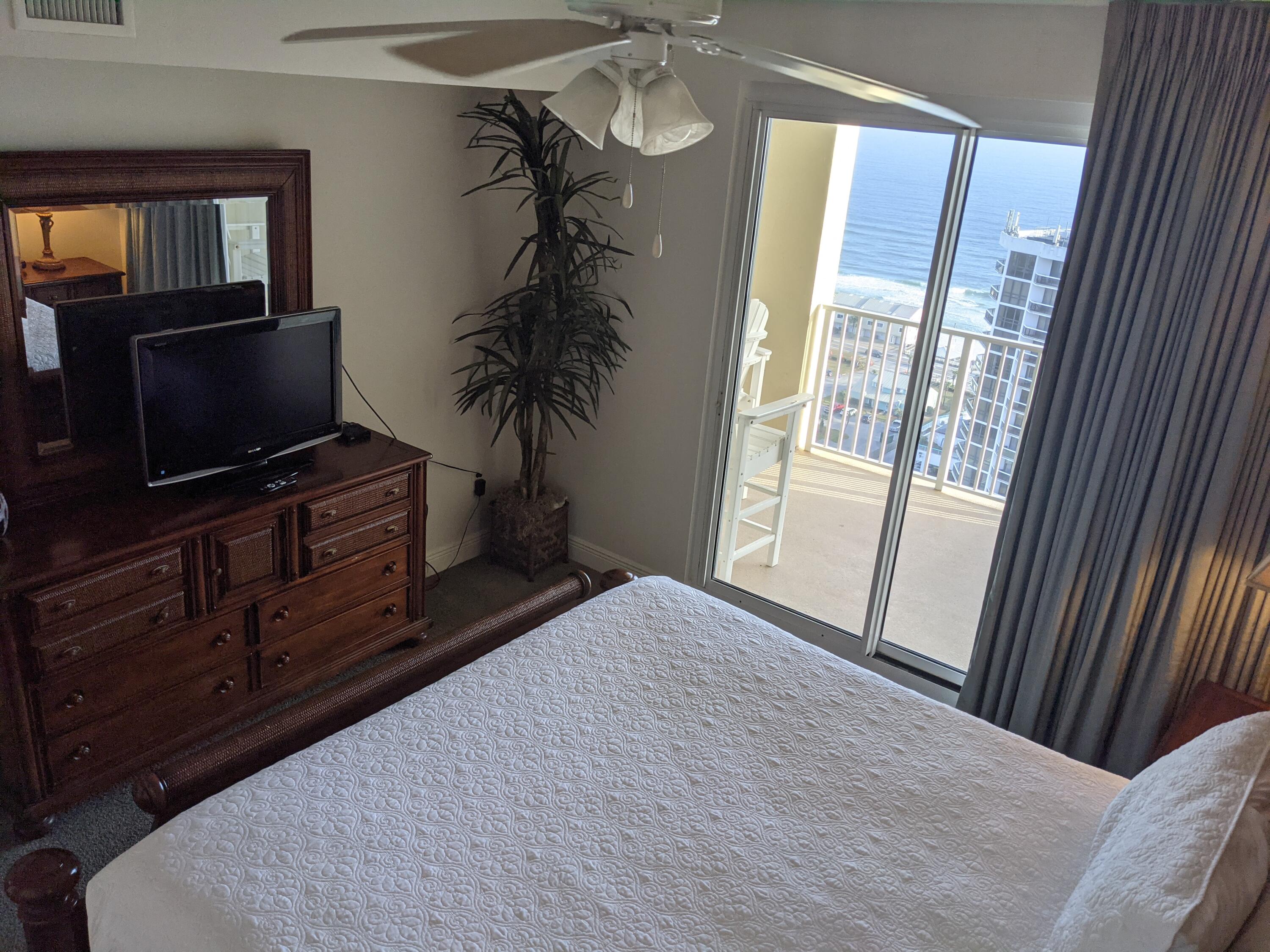 ARIEL DUNES I - Residential