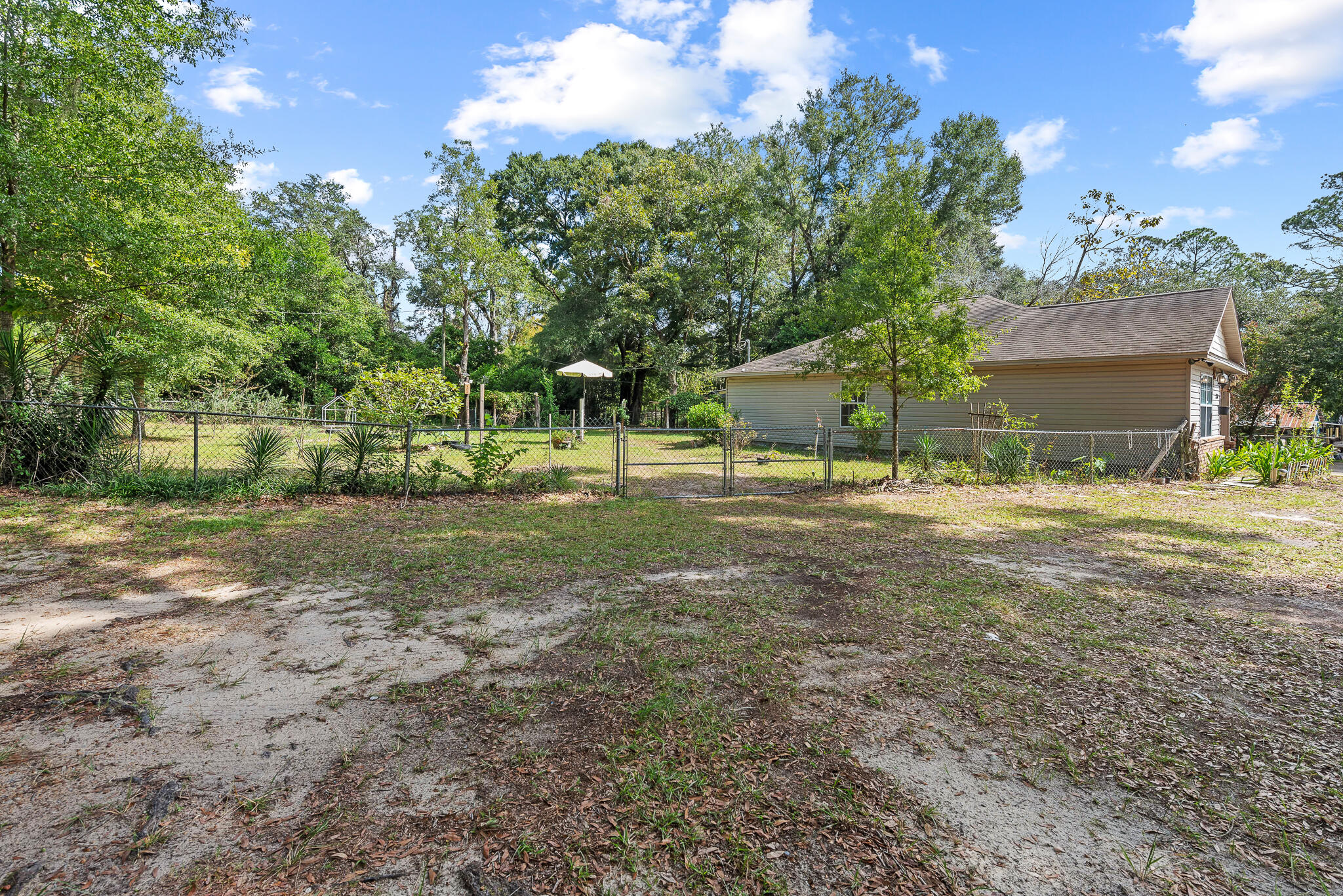 HOME INV CO MILLIGAN LOT 2E - Residential