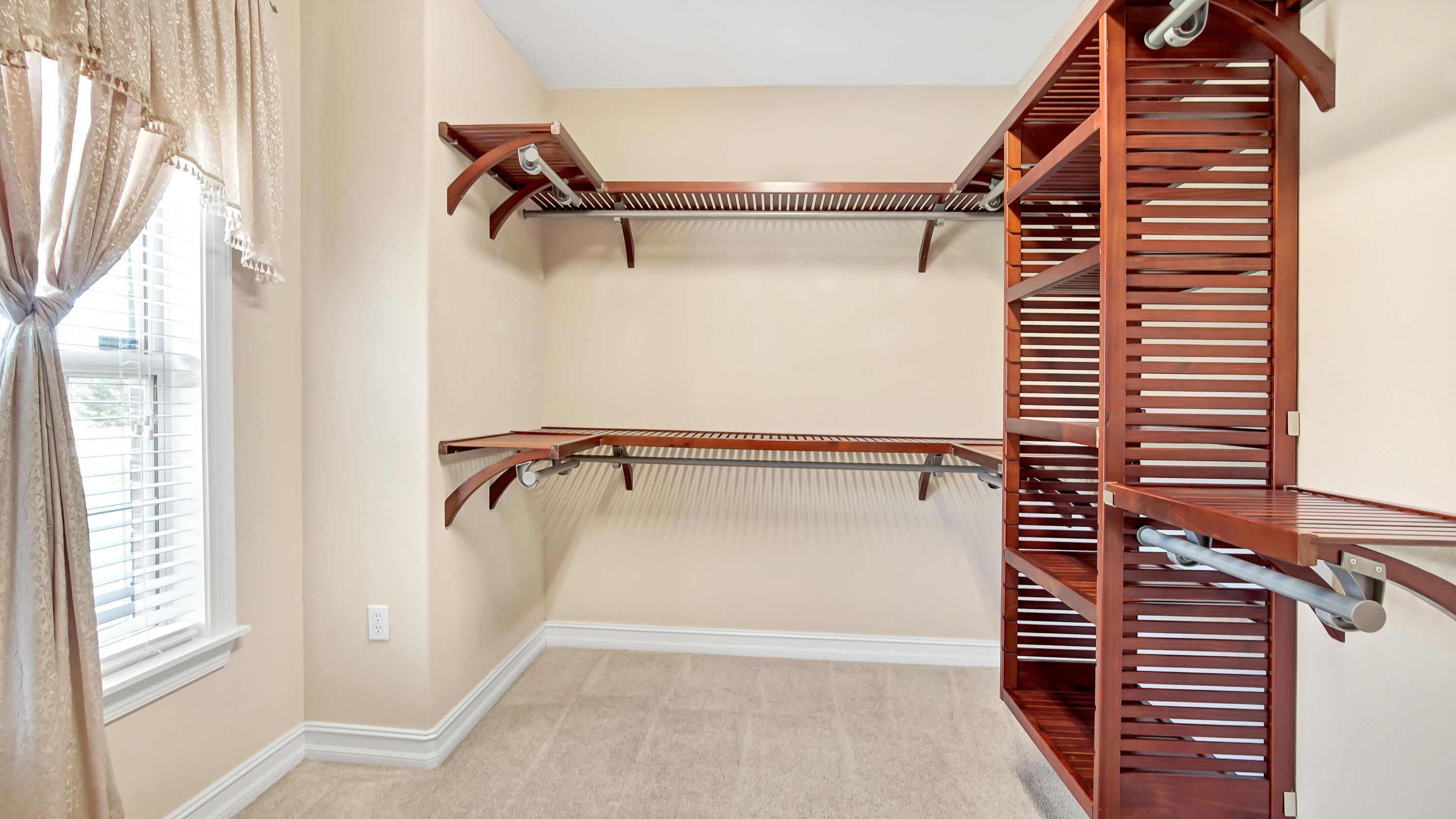 WINDSWEPT ESTATES - Residential