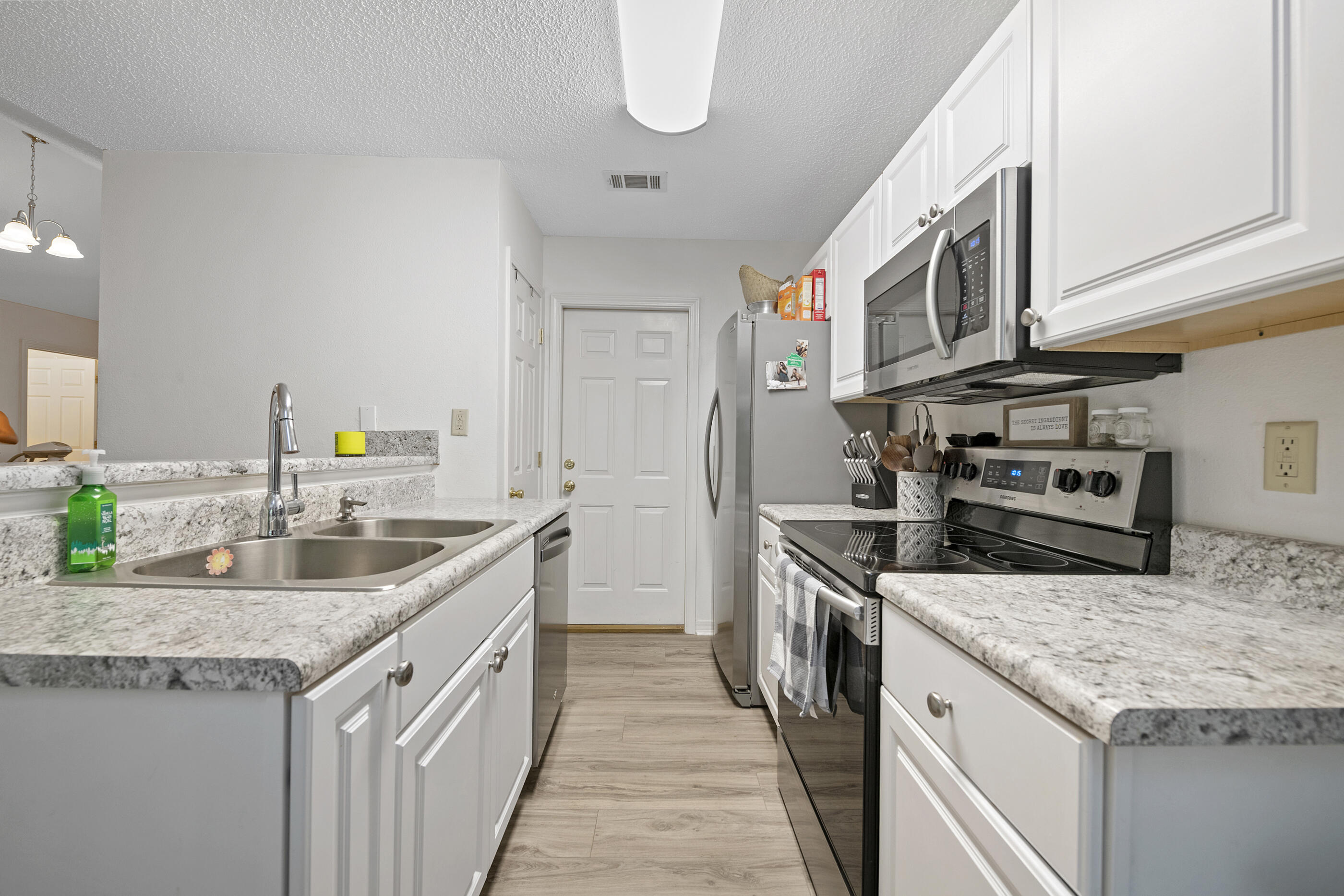 NO RECORDED SUBDIVISION - Residential