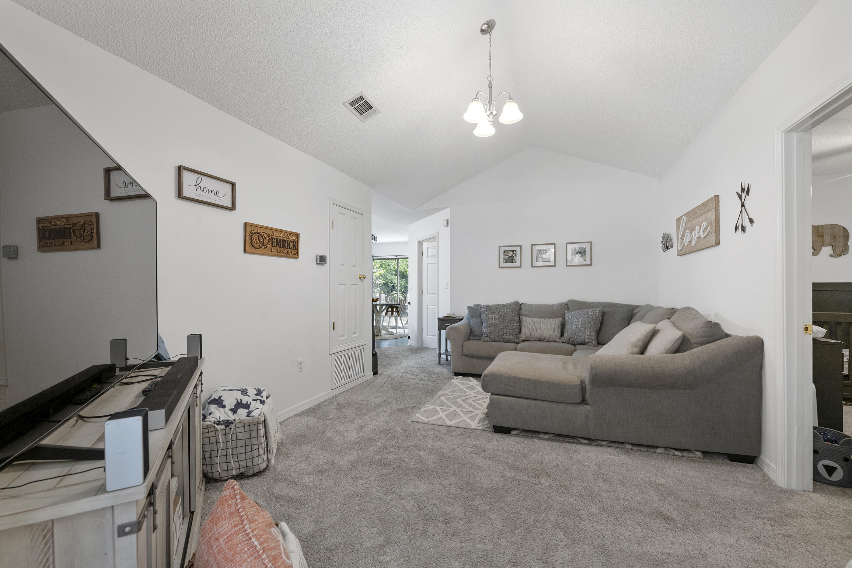 NO RECORDED SUBDIVISION - Residential