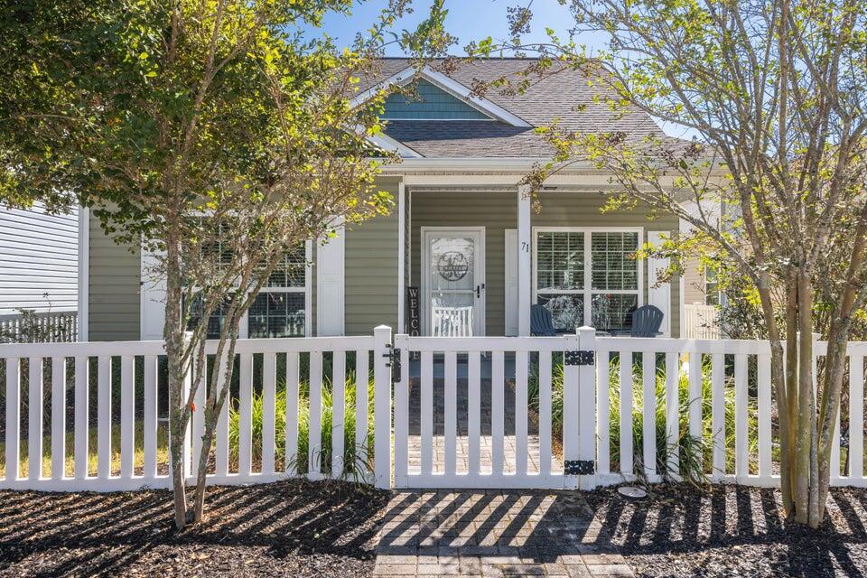 HAMMOCK BAY - Residential Lease