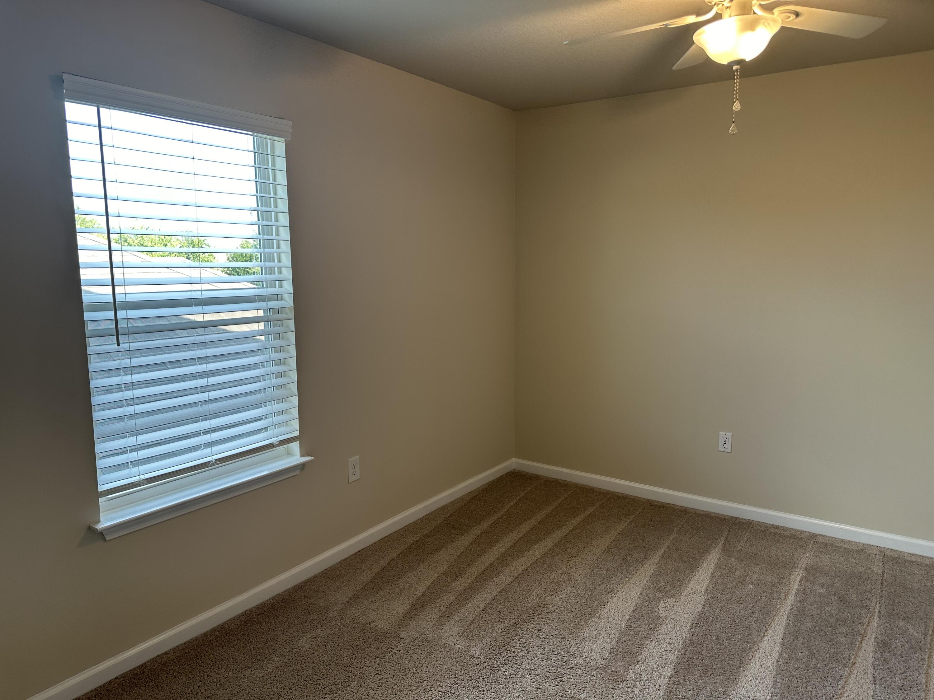 HAMMOCK BAY - Residential Lease