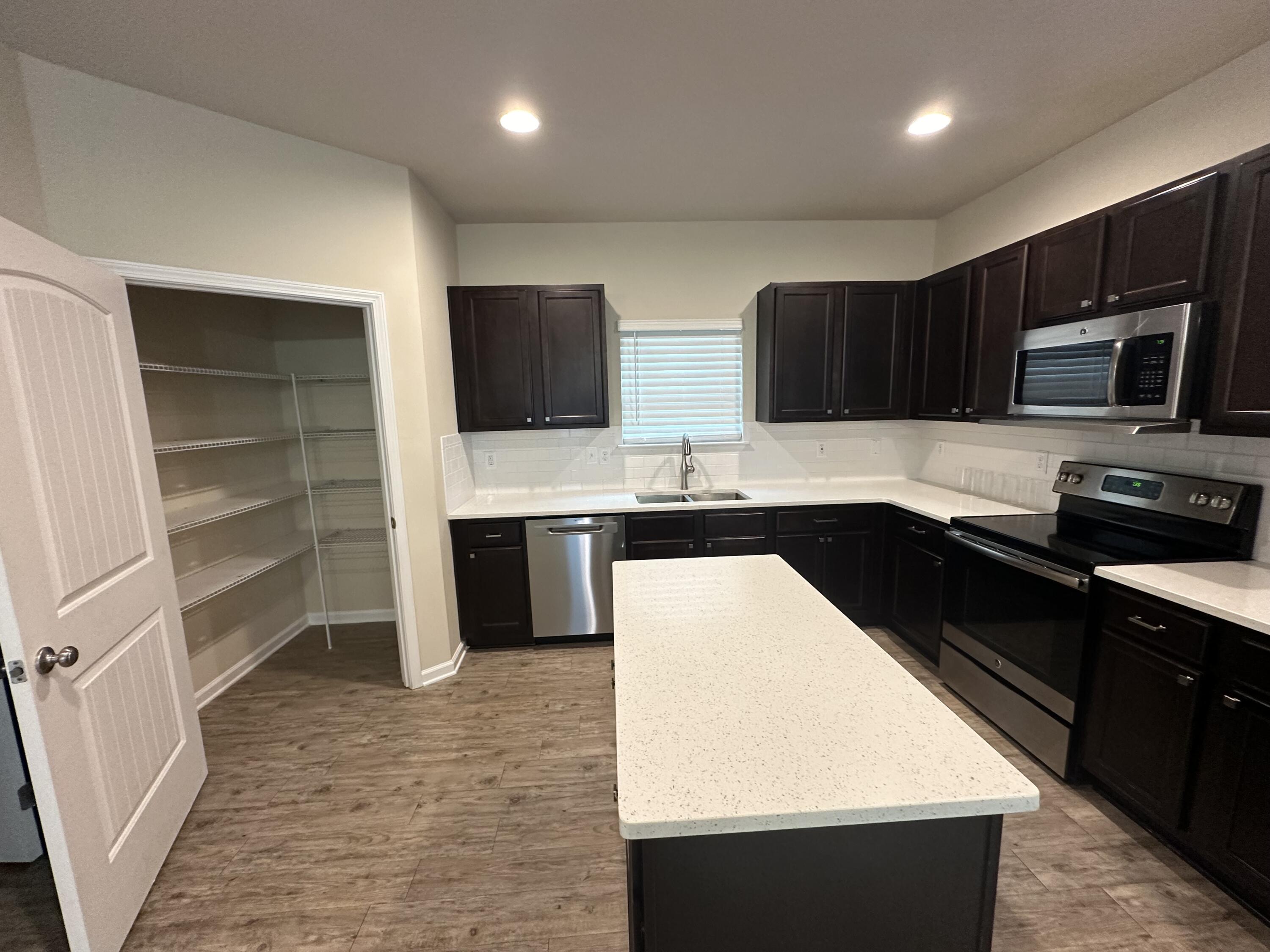 HAMMOCK BAY - Residential Lease