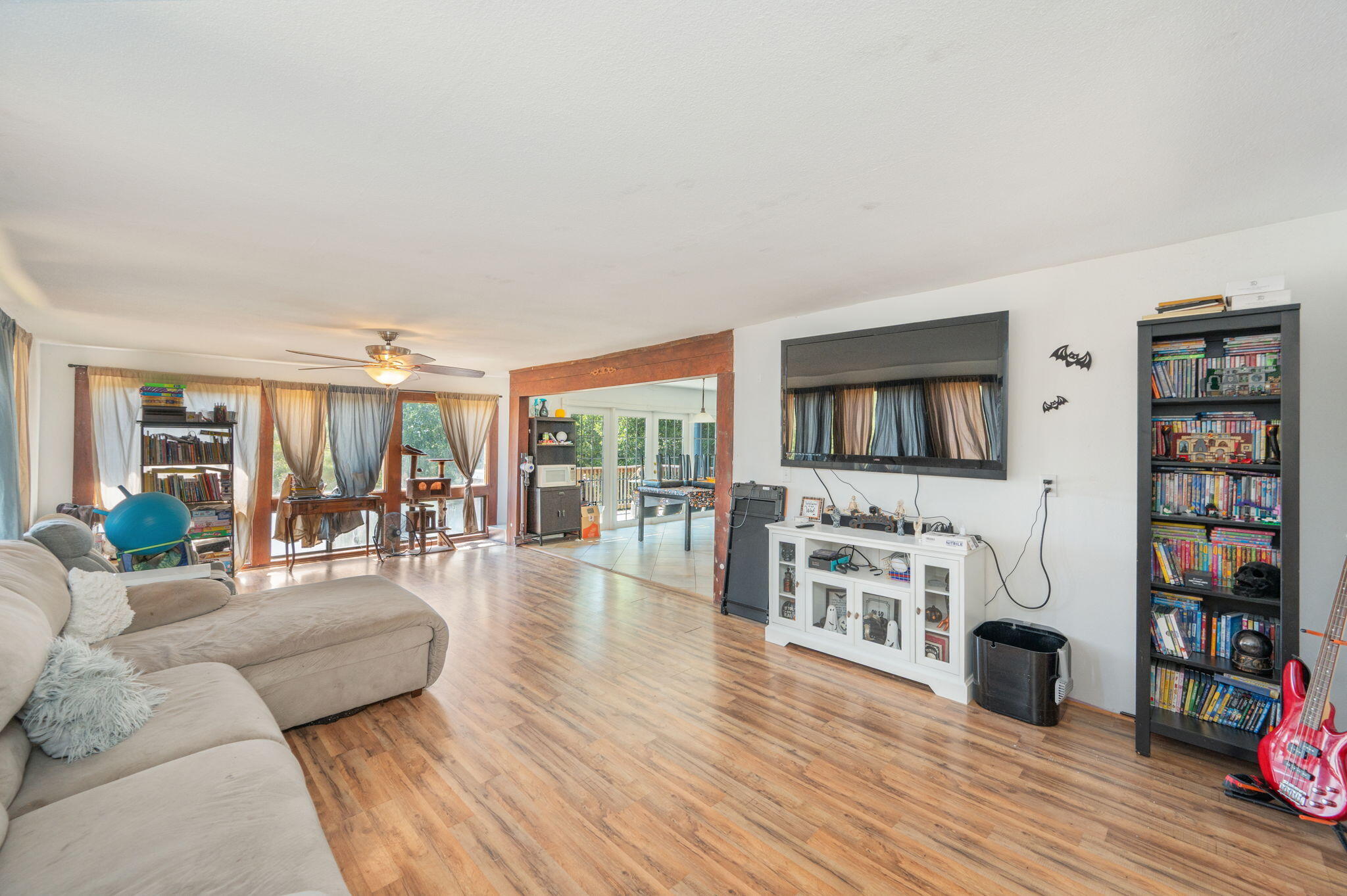 NO RECORDED SUBDIVISION - Residential