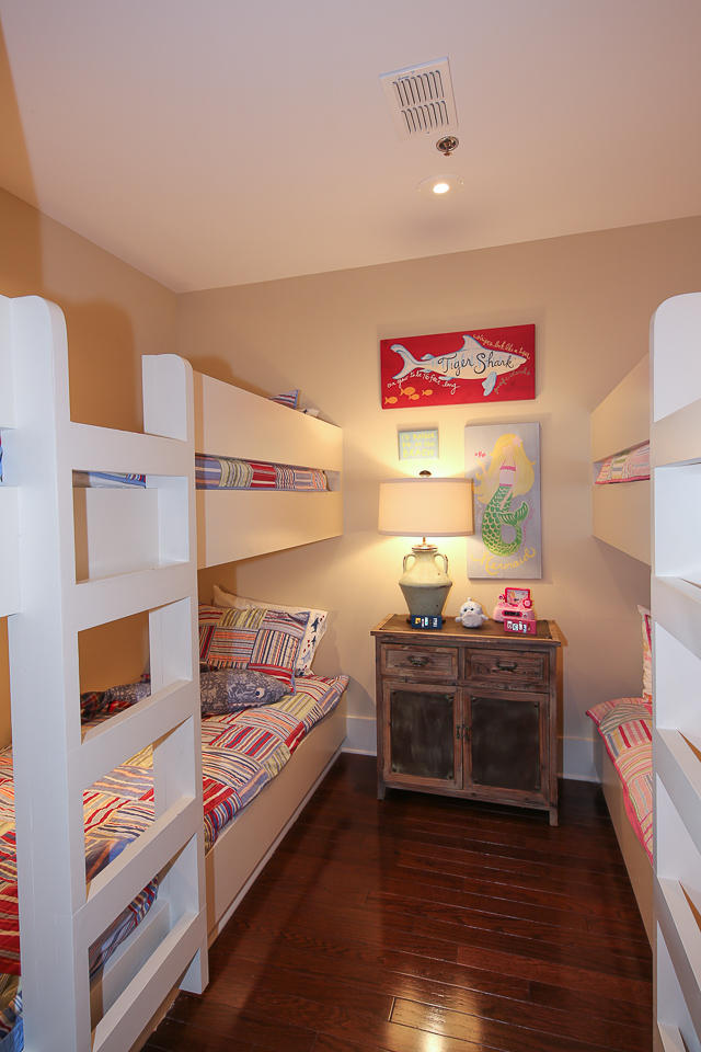 REDFISH VILLAGE - Residential