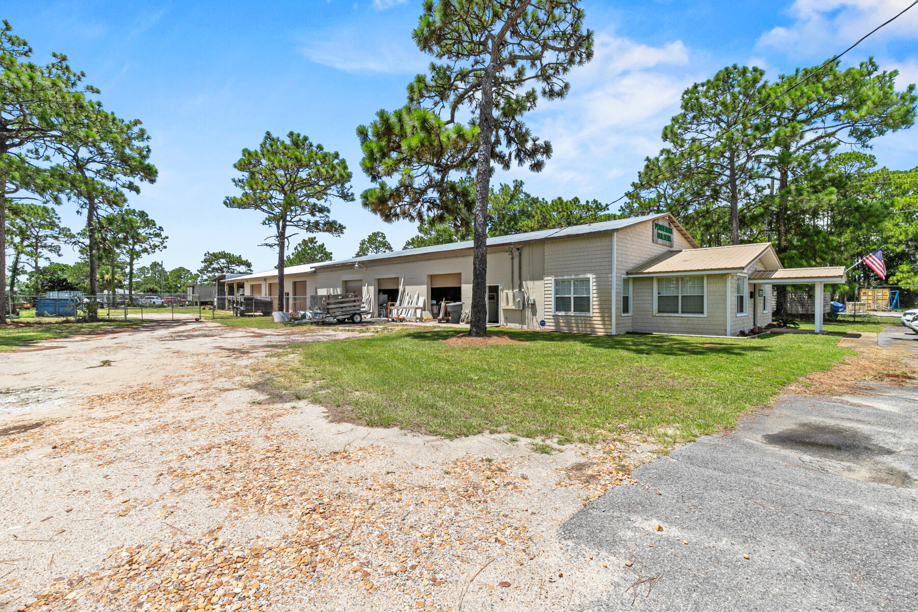 648 NW Lovejoy Road