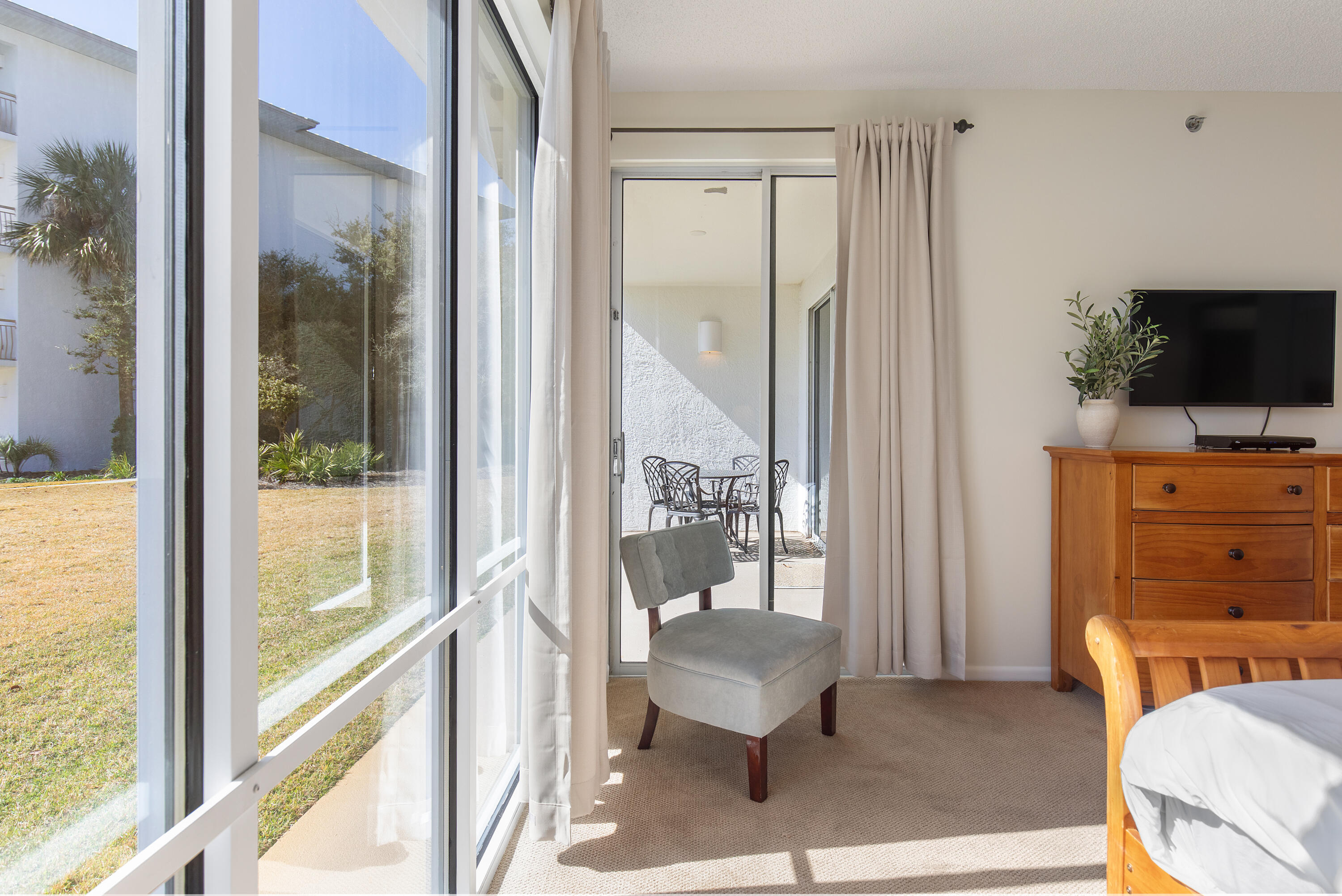 HIGH POINTE RESORT CONDO - Residential