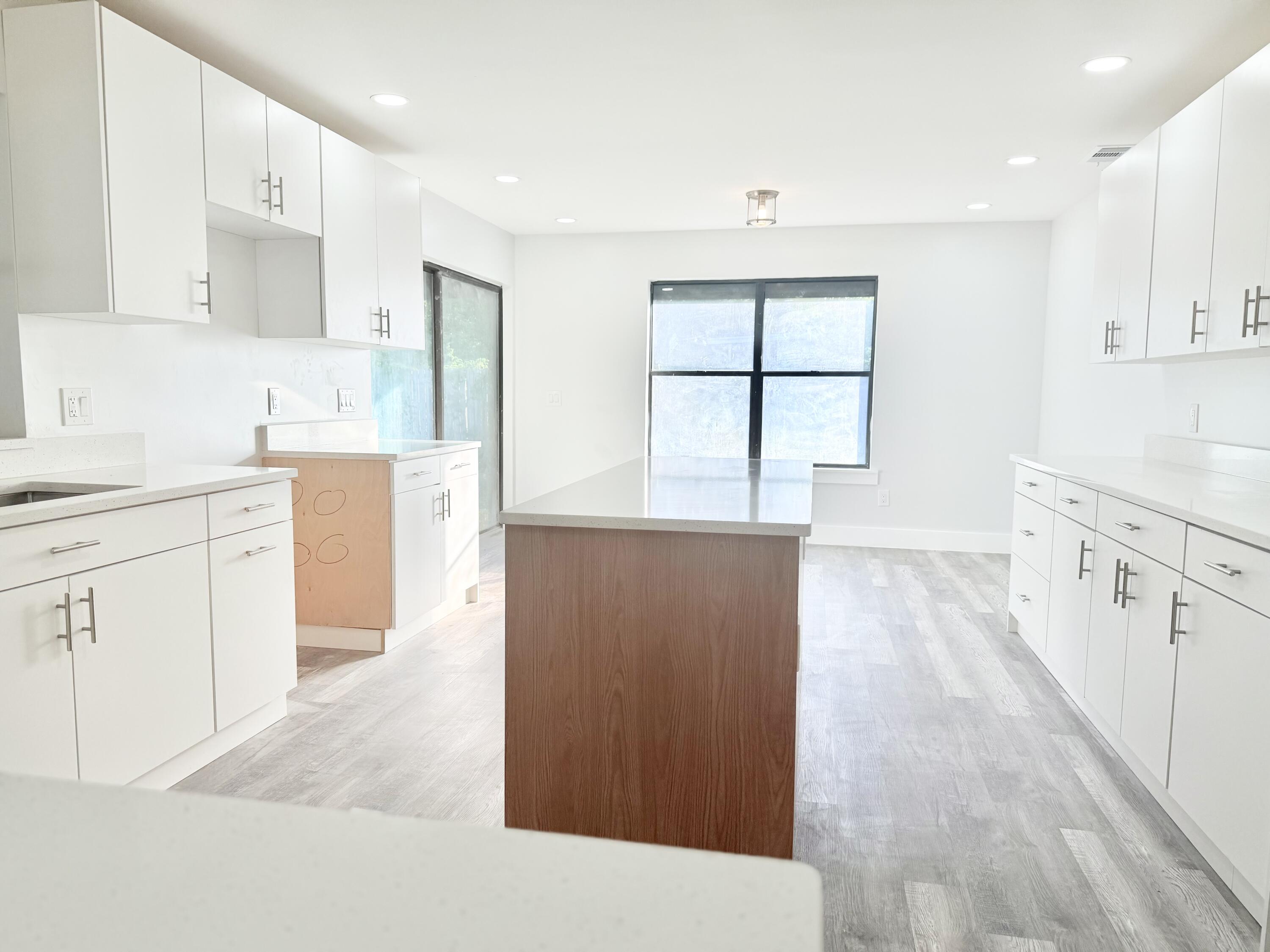 FOREST PARK - Residential