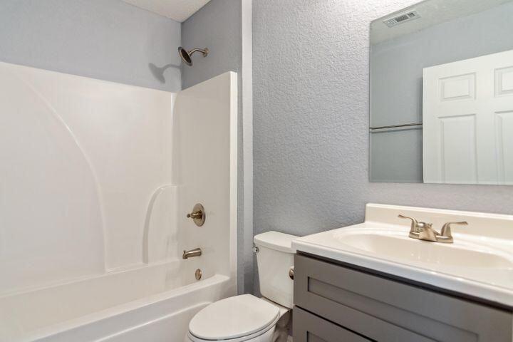 SOUTHVIEW EST PH II - Residential