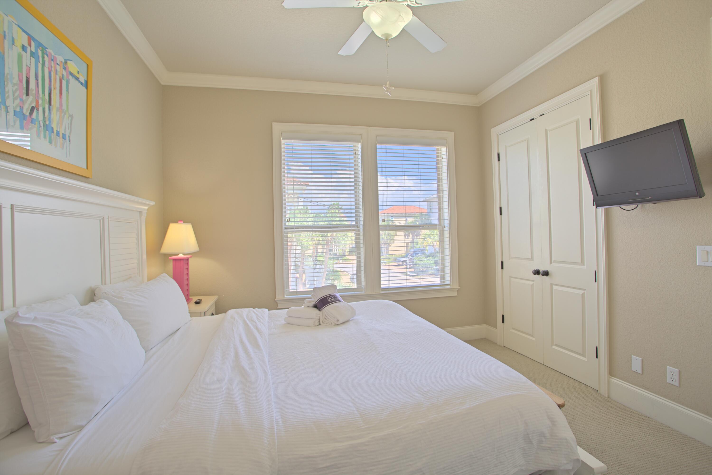 Sandtrap Rd - Residential